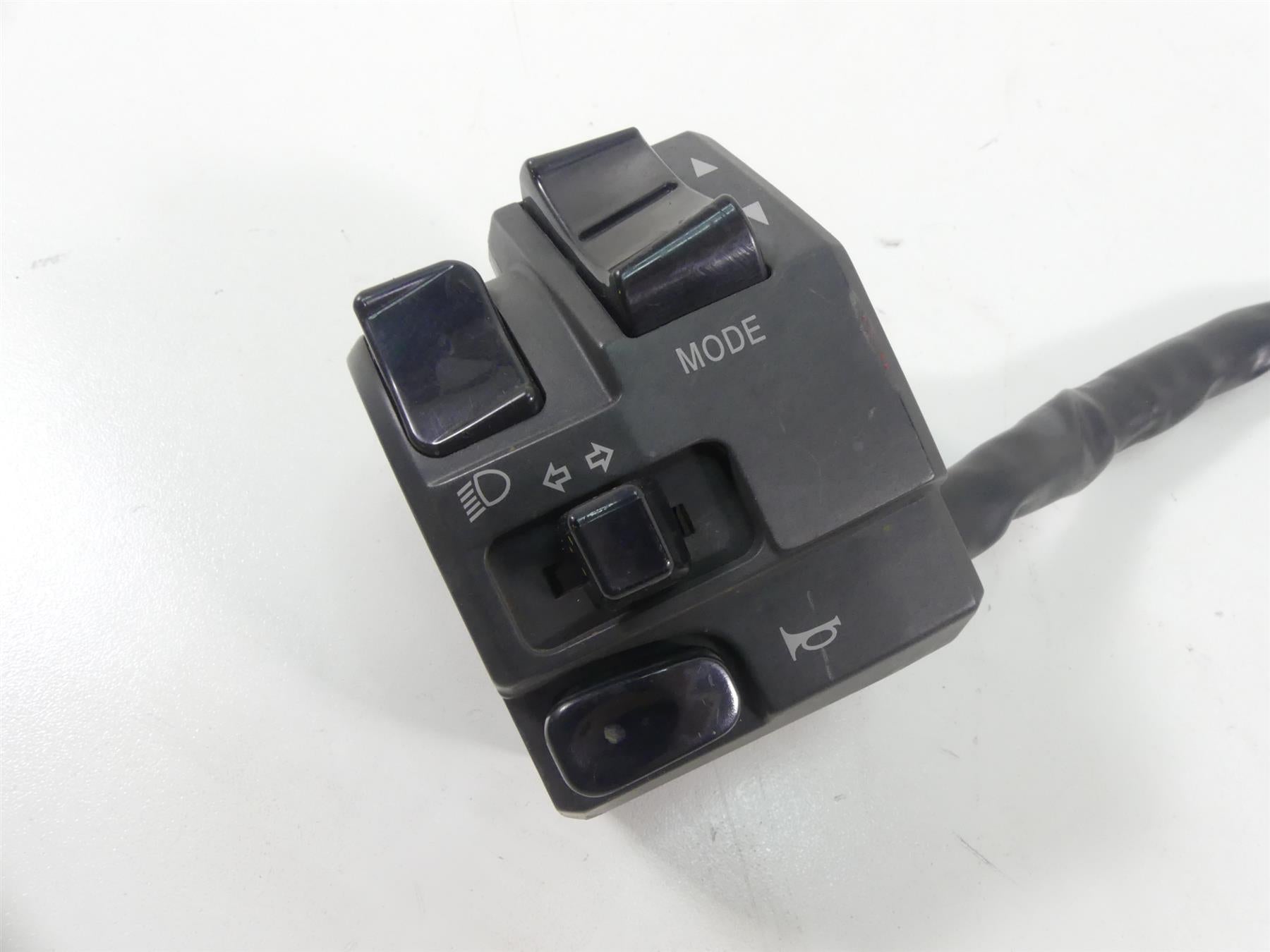 2008 Ducati 1098 S Left Hand Horn Blinker Light Mode Control Switch 65110041A {{ shop.shopifyCountryName }} - Mototech271