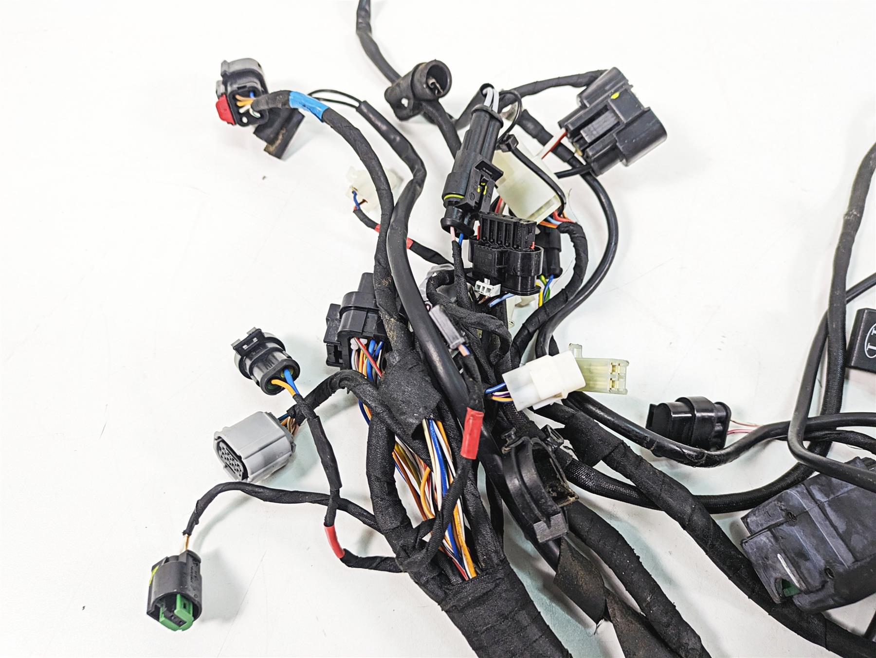 2021 Aprilia RS660 Main & Engine Wiring Harness Loom 2D000458 2D000459 {{ shop.shopifyCountryName }} - Mototech271