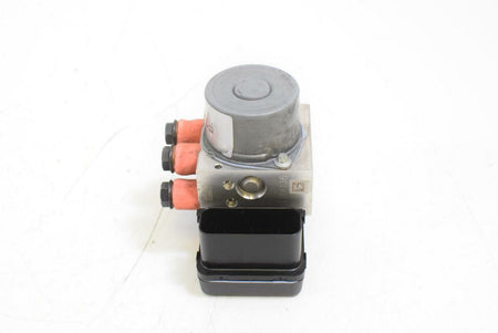 2014 MV Agusta F3 675 ERA Abs Brake Pump Module 8000B9136 {{ shop.shopifyCountryName }} - Mototech271