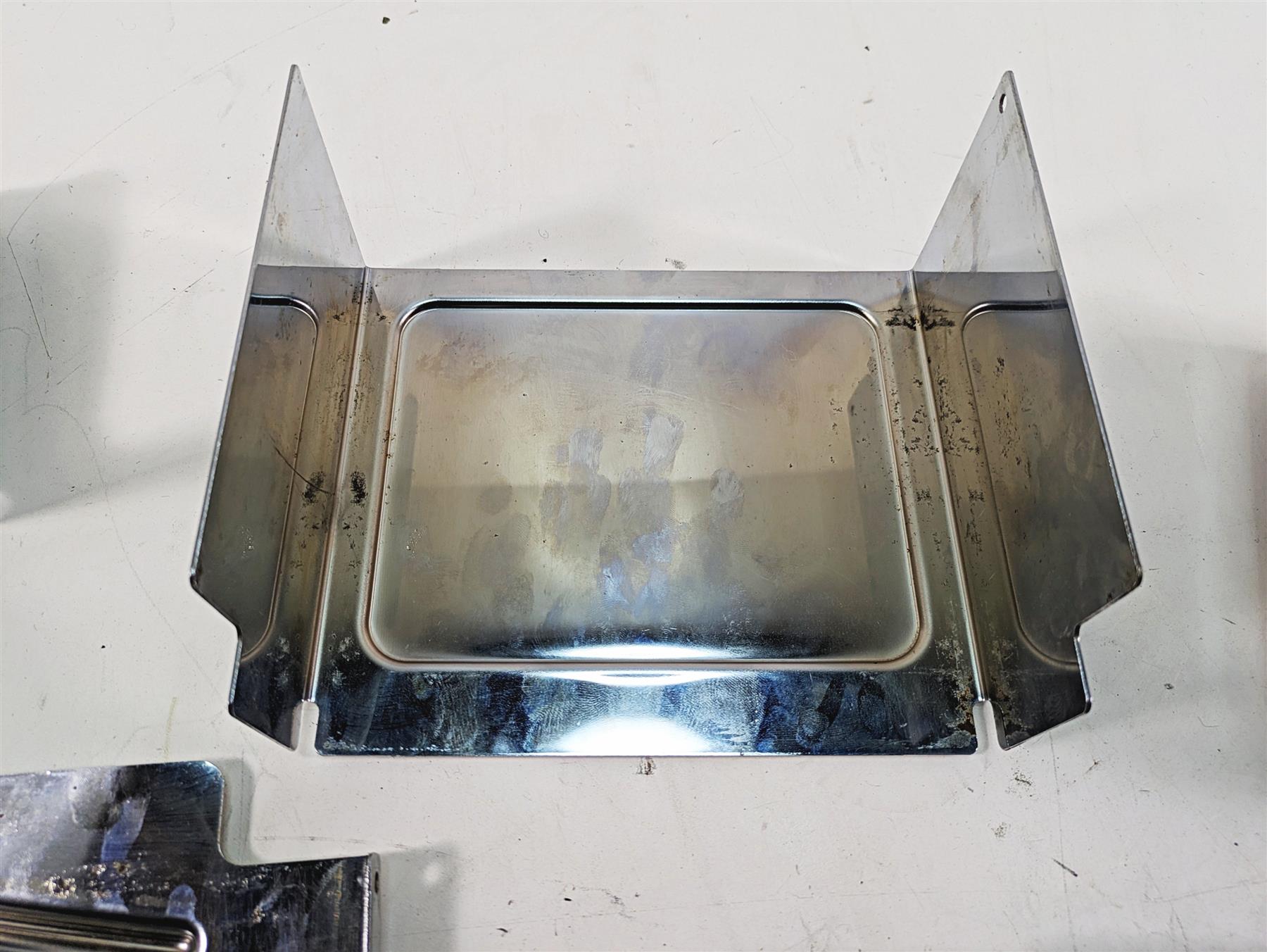 1999 Harley Dyna FXDL Low Rider Chrome Electrical & Battery Box Carrier 66375-97 {{ shop.shopifyCountryName }} - Mototech271