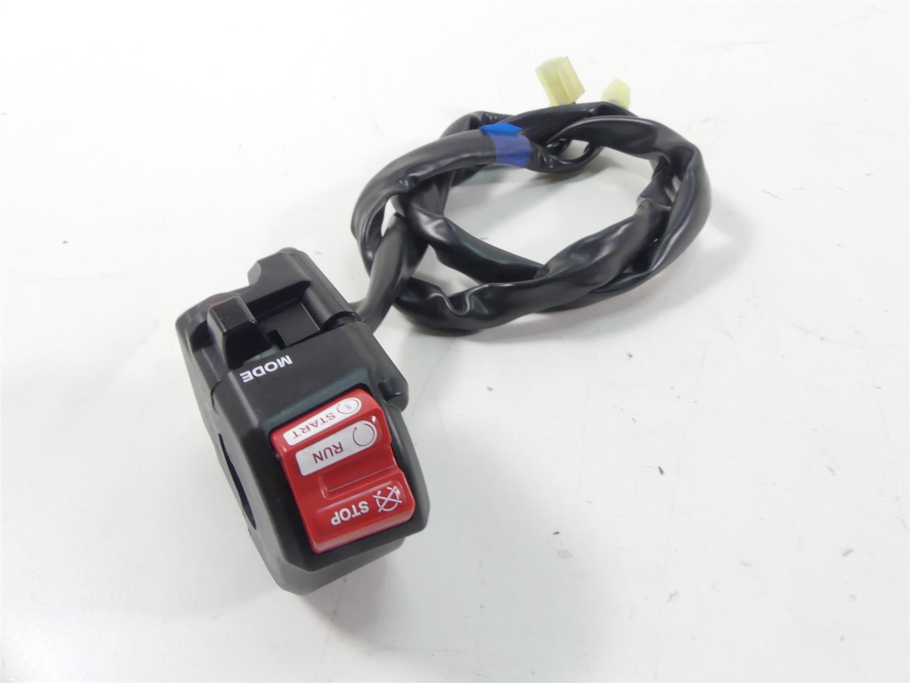2017 Yamaha XT1200Z Super Tenere Right Hand Control Switch 2BS-83963-00-00 {{ shop.shopifyCountryName }} - Mototech271