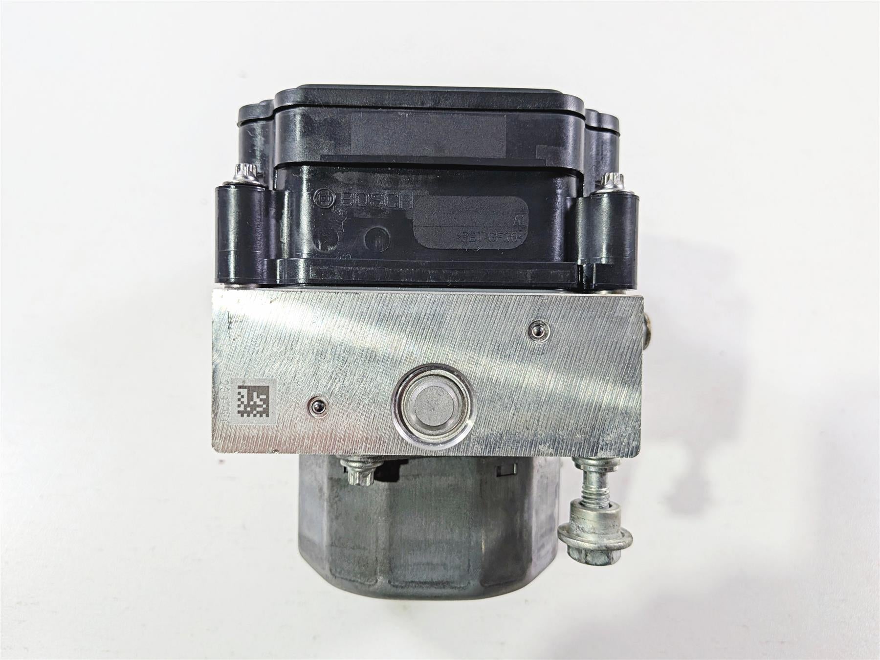 2016 Yamaha YZF R1 RN32 Abs Brake Pump Module Unit 2CR-85930-09-00 {{ shop.shopifyCountryName }} - Mototech271