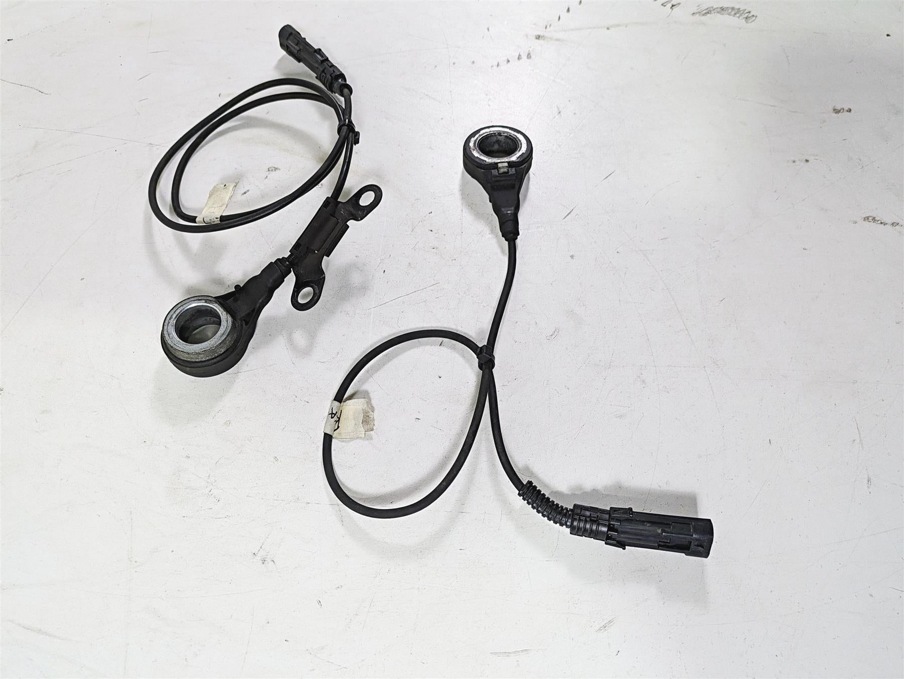 2017 Harley Touring FLTRXS Road Glide Front Rear Abs Wheel Speed Sensor 32700015 {{ shop.shopifyCountryName }} - Mototech271