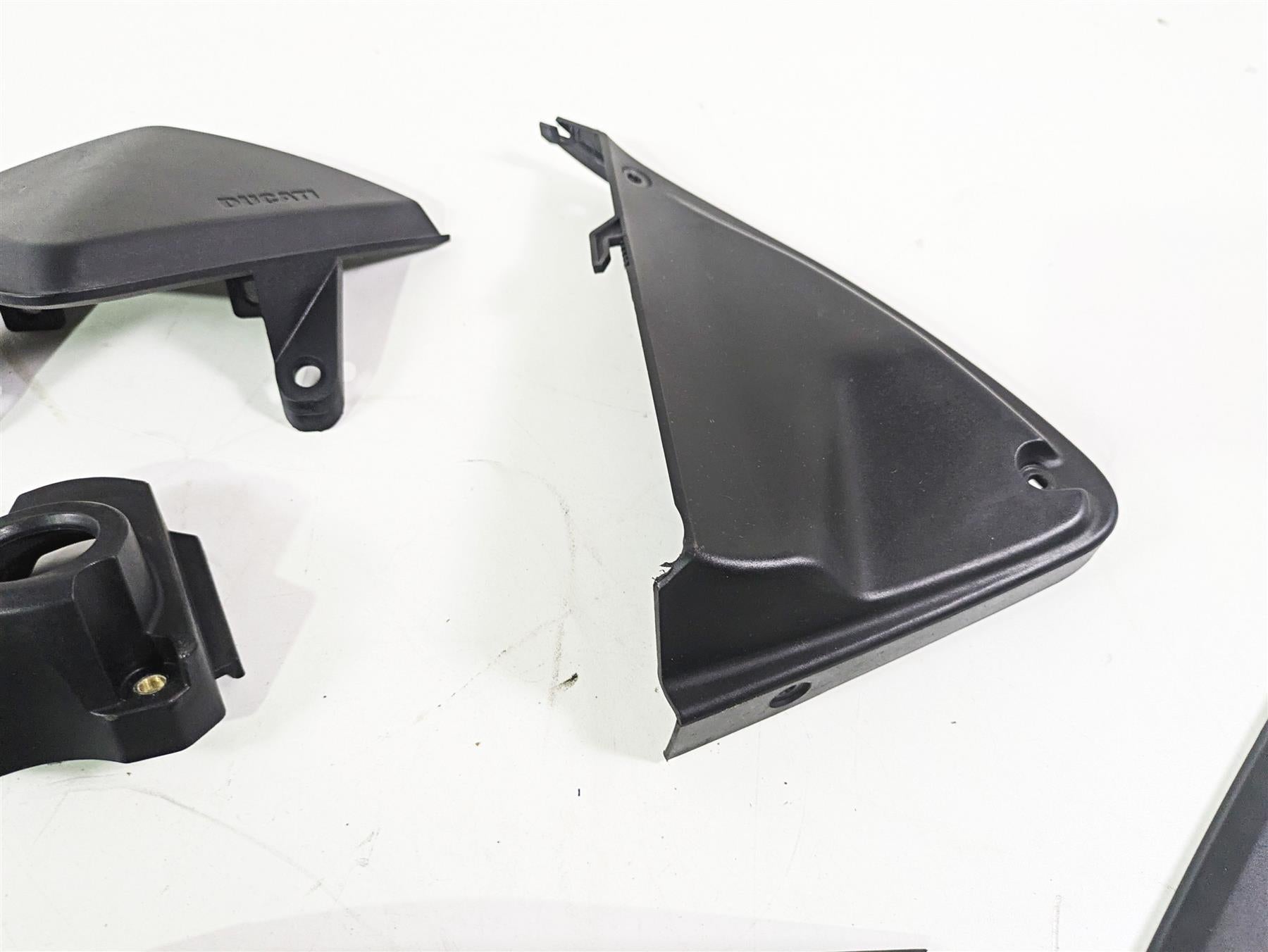 2015 Ducati Hypermotard 821 SP Plastic Frame Infill Cover Fairing Set 48211701A {{ shop.shopifyCountryName }} - Mototech271