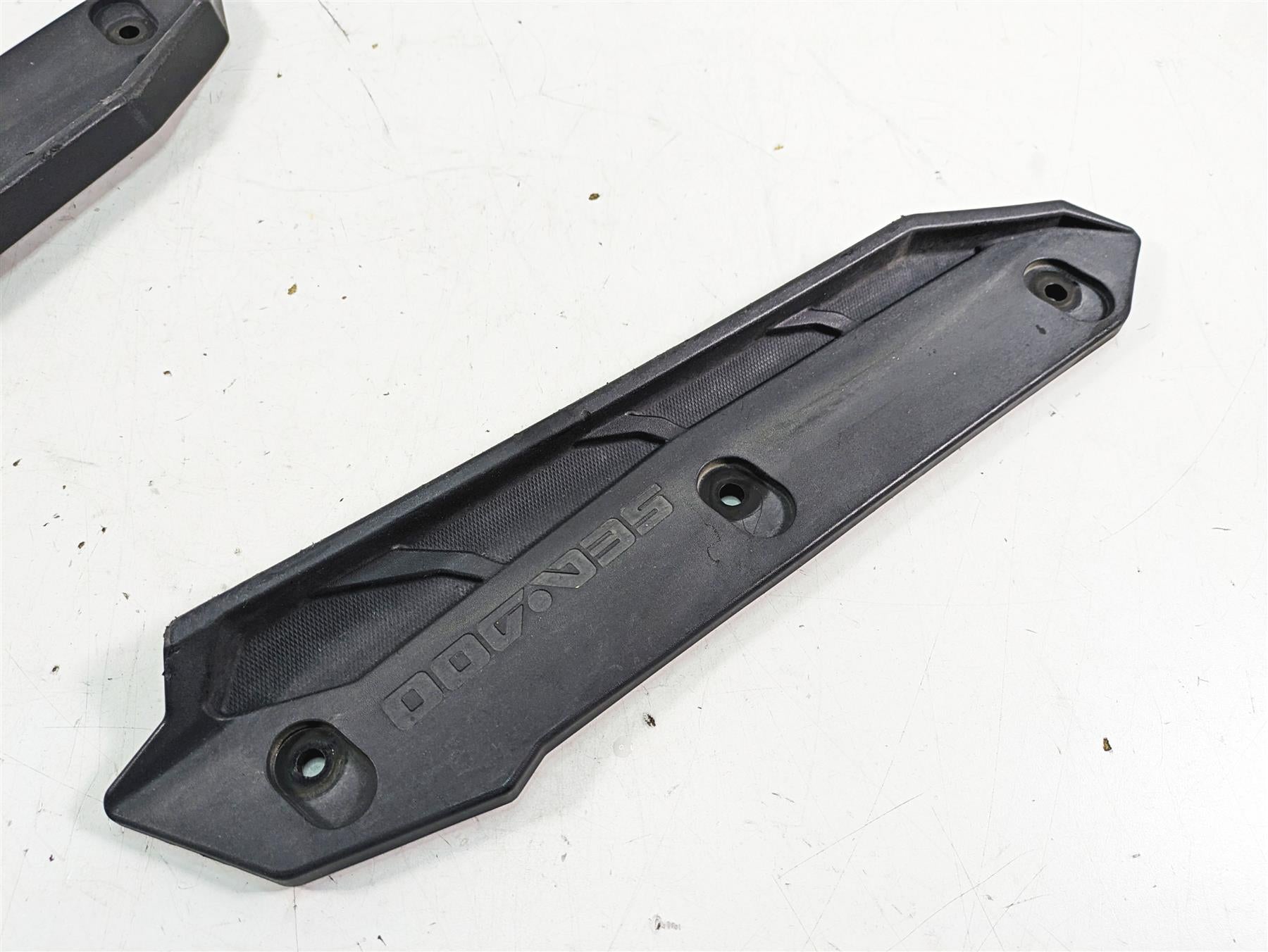 2016 Sea-Doo Spark 900 Rear Sponson Side Guard Set 292001435 292001436 {{ shop.shopifyCountryName }} - Mototech271