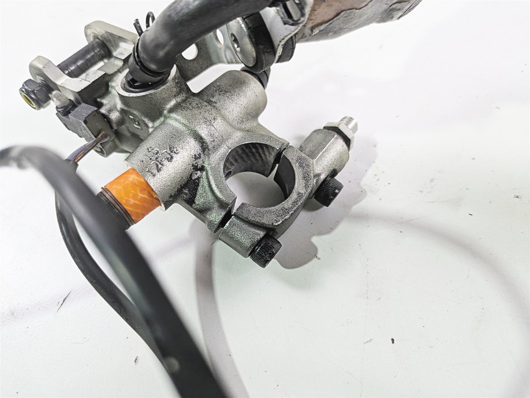 2012 Ducati Streetfighter 848 Front Radial Brake Master Cylinder Brembo 62440572 {{ shop.shopifyCountryName }} - Mototech271