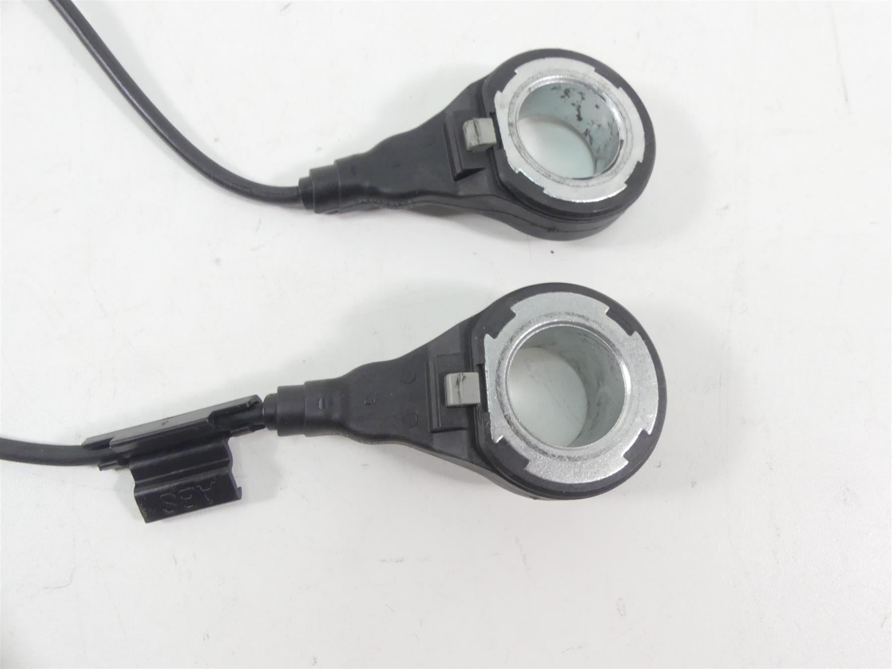 2019 Harley FLHC Softail Heritage Front Rear Abs Brake Wheel Sensor Set 41100080 {{ shop.shopifyCountryName }} - Mototech271