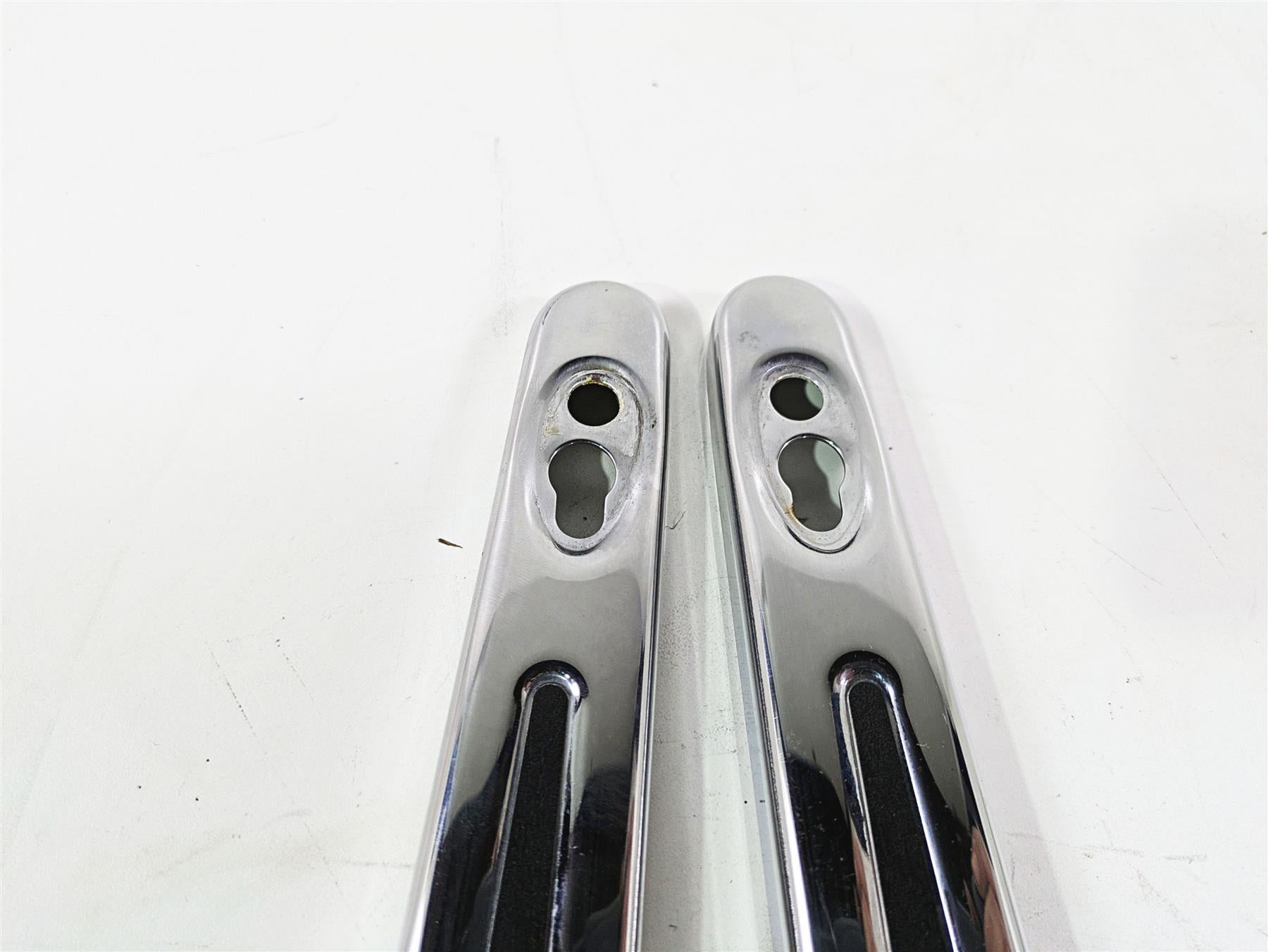 2016 Harley FXDL Dyna Low Rider Rear Fender Struts Braces 57300024 57300026 {{ shop.shopifyCountryName }} - Mototech271