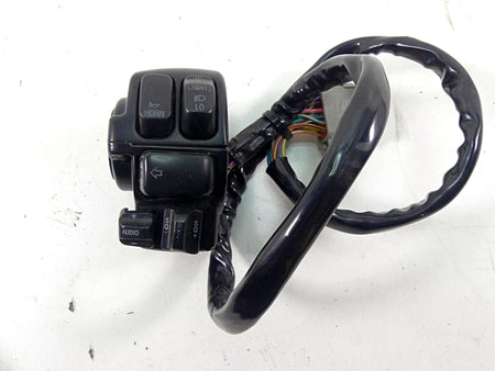 2004 Harley Touring FLHTCUI Electra Glide Left Hand Control Switch 71685-06A {{ shop.shopifyCountryName }} - Mototech271