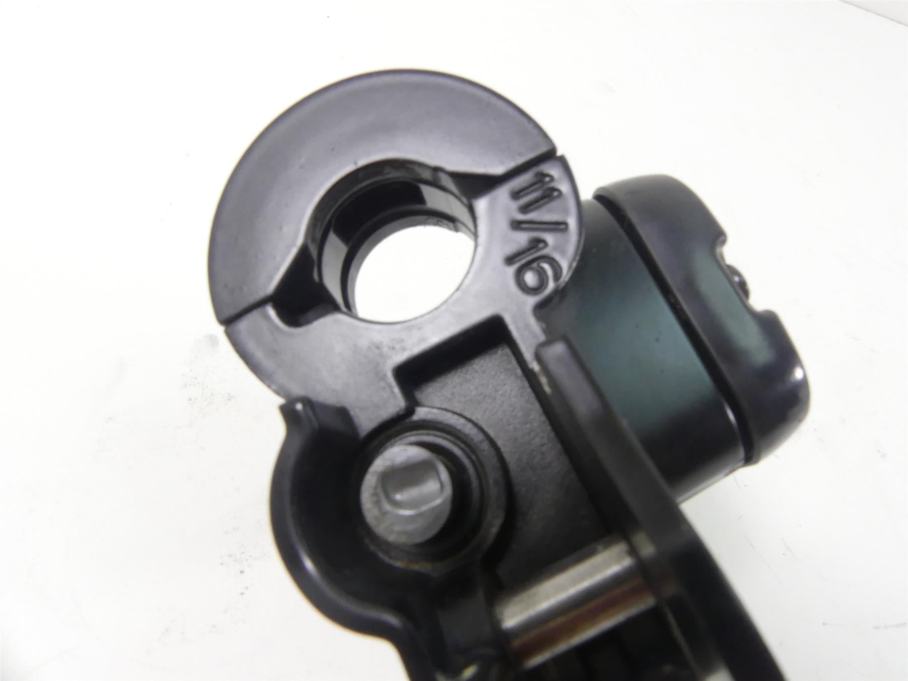 2016 Harley FXDLS Dyna Low Rider Front 11/16 Brake Master Cylinder 41700456 {{ shop.shopifyCountryName }} - Mototech271