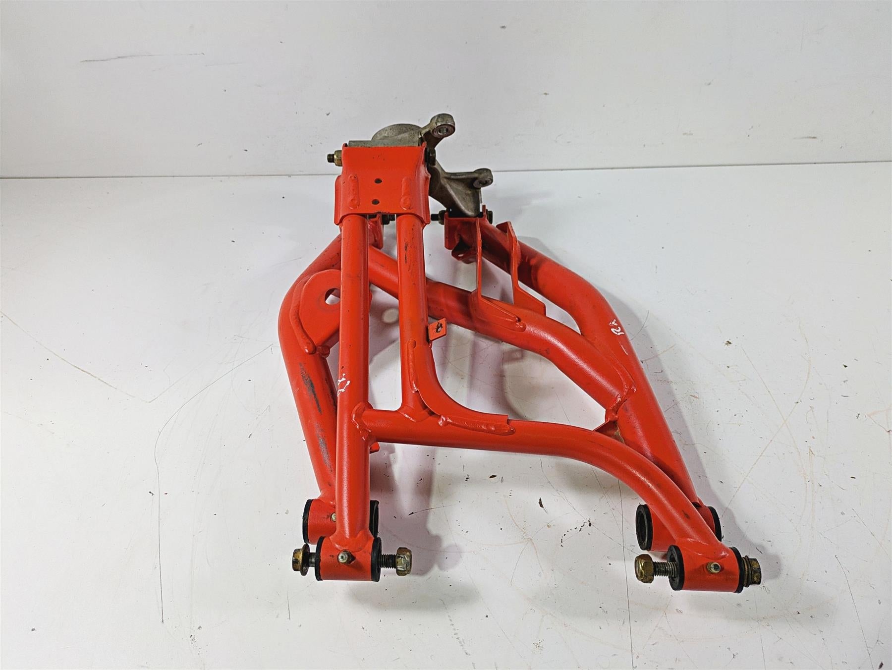 2022 Can-Am Defender XMR HD10 Rear Right Control Arm Knee Magma Red 706004550 {{ shop.shopifyCountryName }} - Mototech271