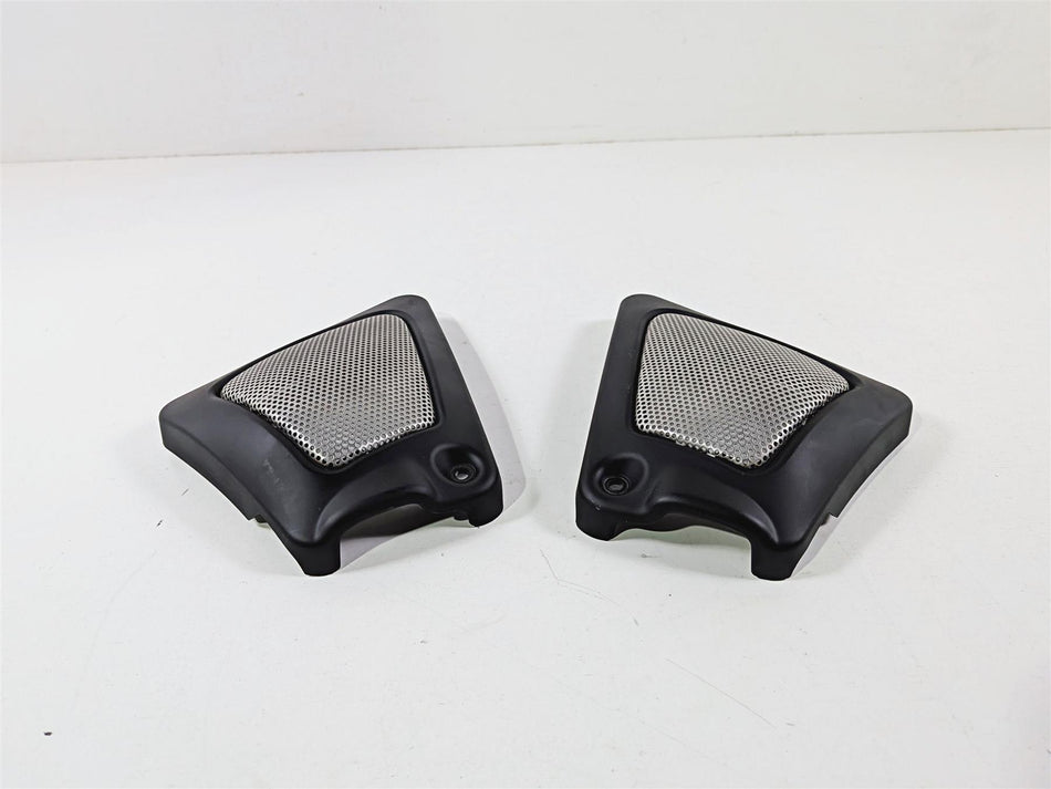 2011 Harley VRSCDX Night Rod Neck Cover Fairing Set 66297-07 66298-07 {{ shop.shopifyCountryName }} - Mototech271