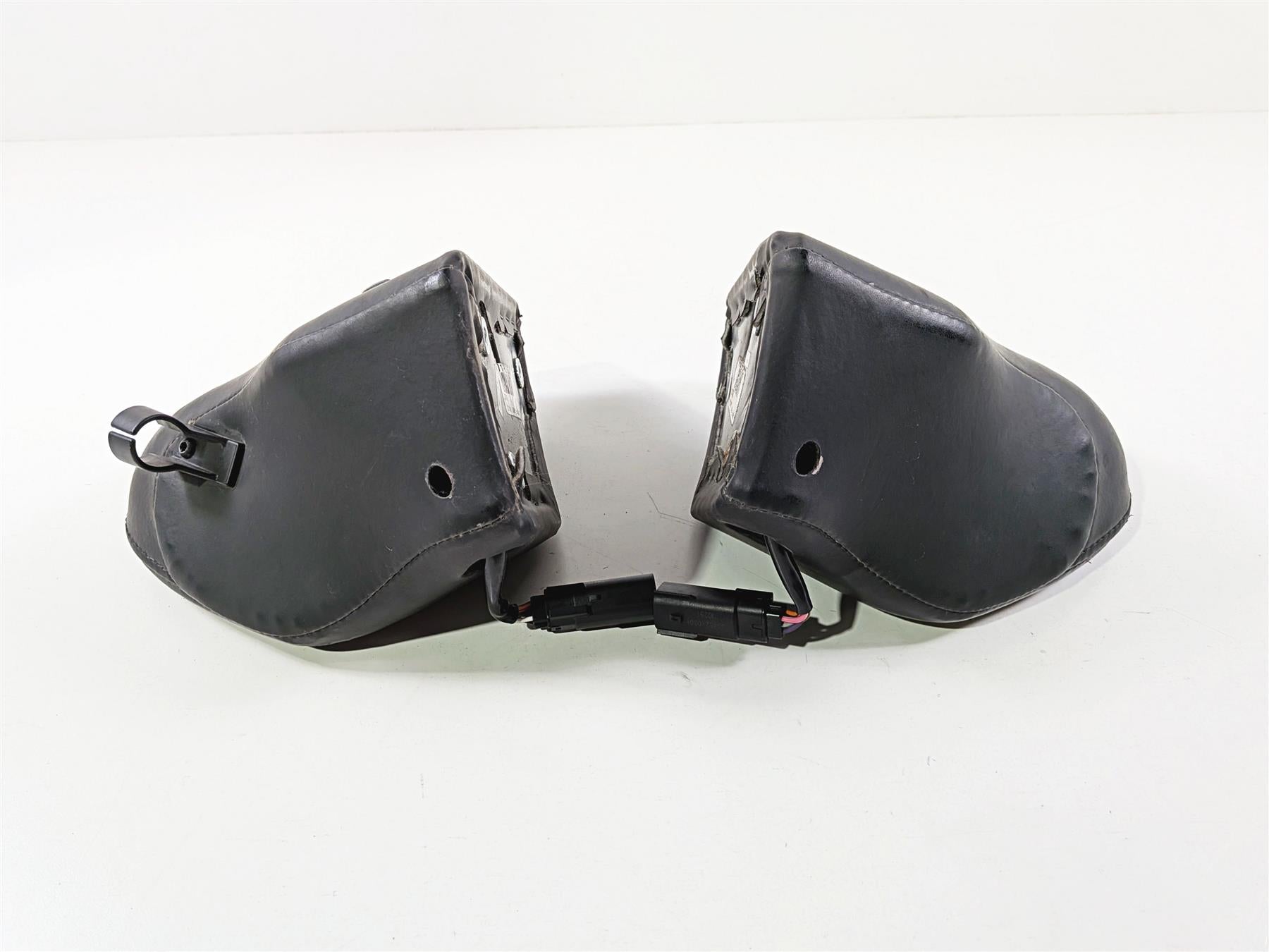 2011 Harley Touring FLHTCU CVO Electra Glide Trunk Speakers 76301-08A 76284-08A-Mototech271