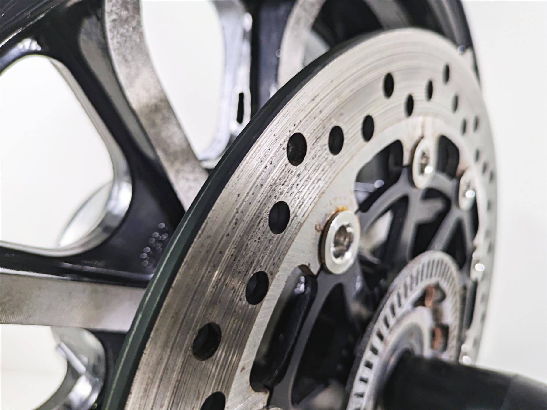 2018 Indian Chieftain Limited Straight Rear Wheel Rim 16x5 1523060 {{ shop.shopifyCountryName }} - Mototech271