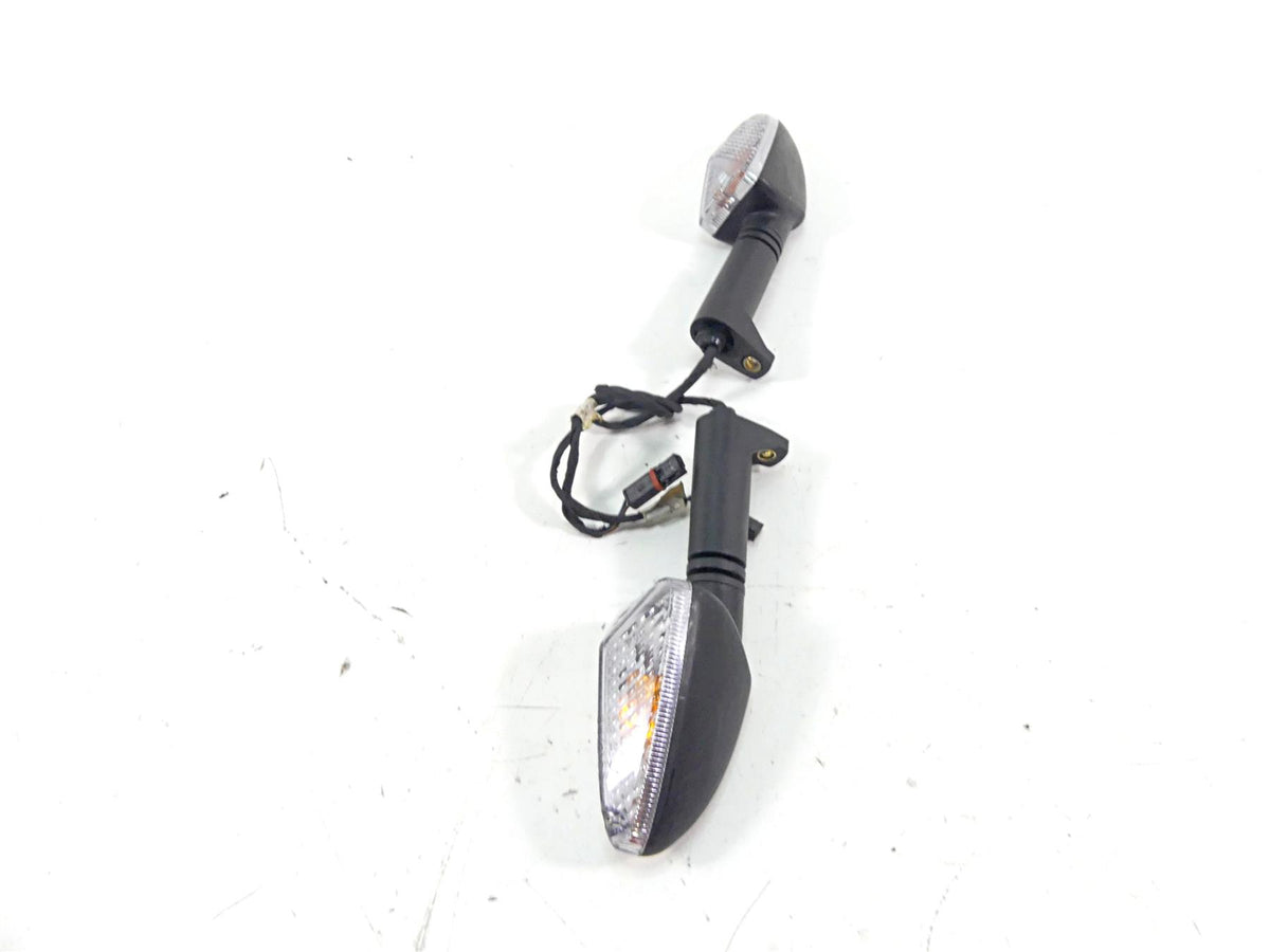 2016 BMW R1200GS Adv K51 Front Blinker Turn Signal Set 63138534355 63138534354 {{ shop.shopifyCountryName }} - Mototech271