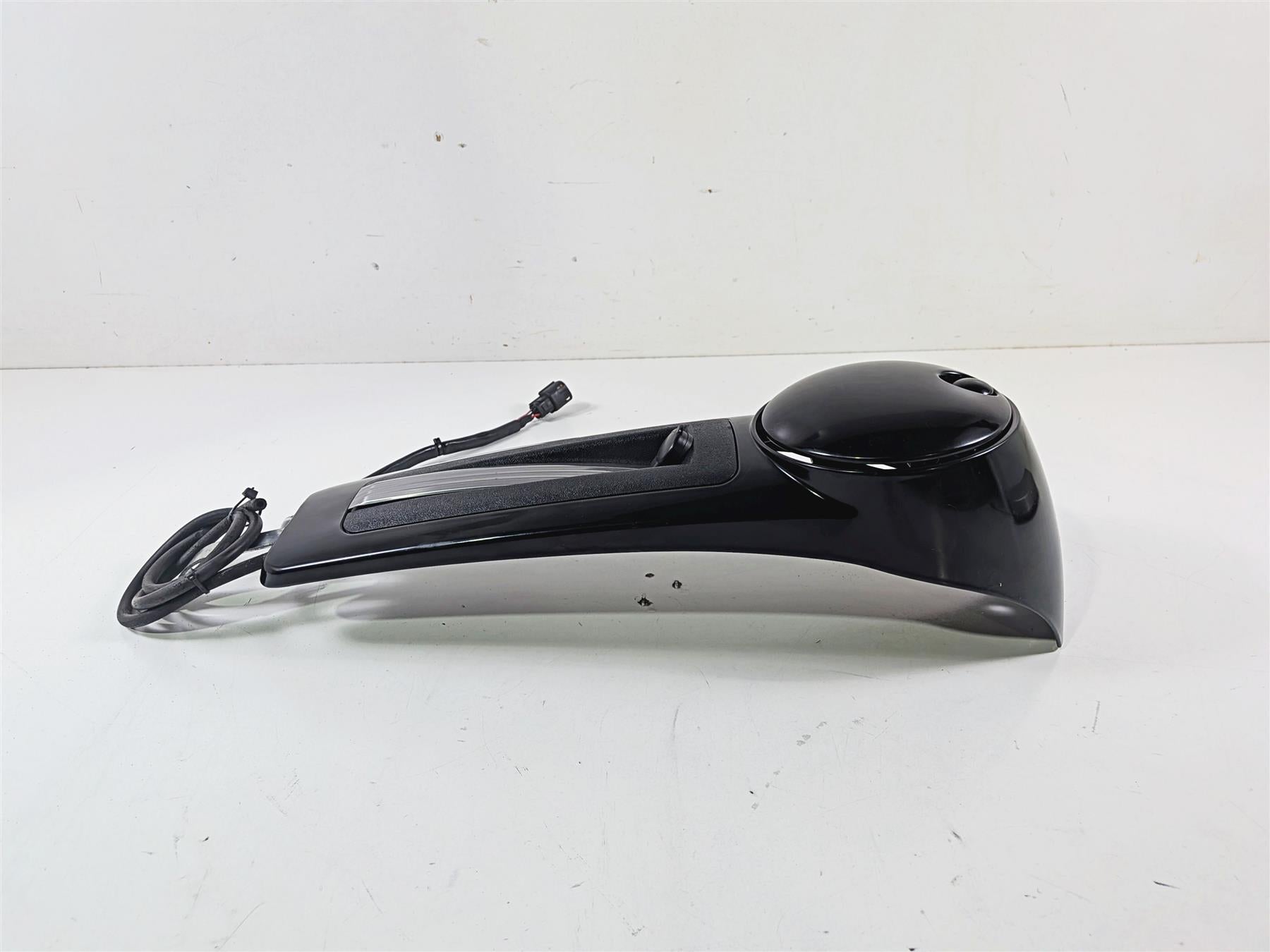 2020 Harley Touring FLTRK Road Glide Upper Fuel Tank Dash Cover 70900502 {{ shop.shopifyCountryName }} - Mototech271