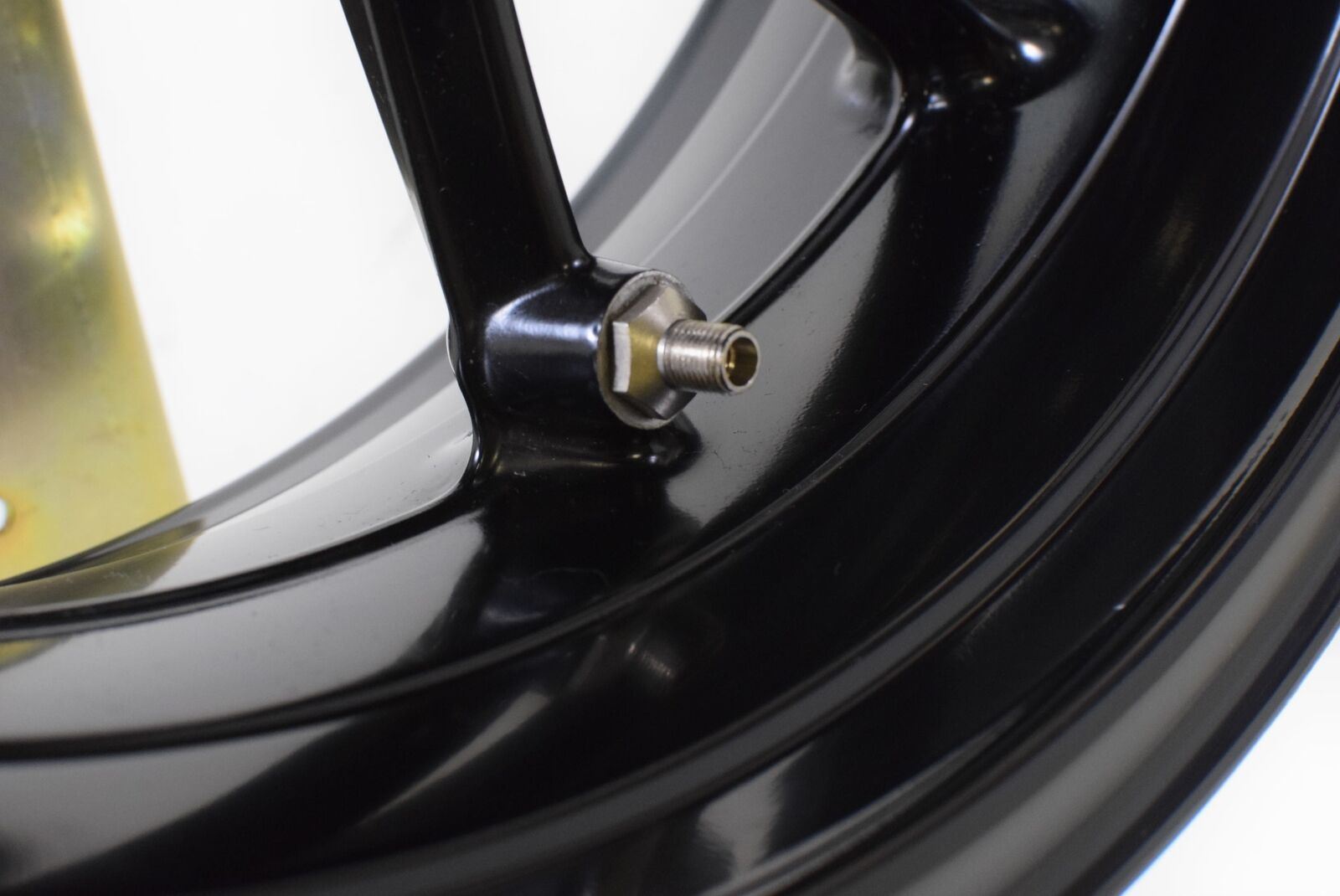 2015 BMW F800 R K73 Straight Rear Wheel Rim 17x5.5 36318551414 {{ shop.shopifyCountryName }} - Mototech271