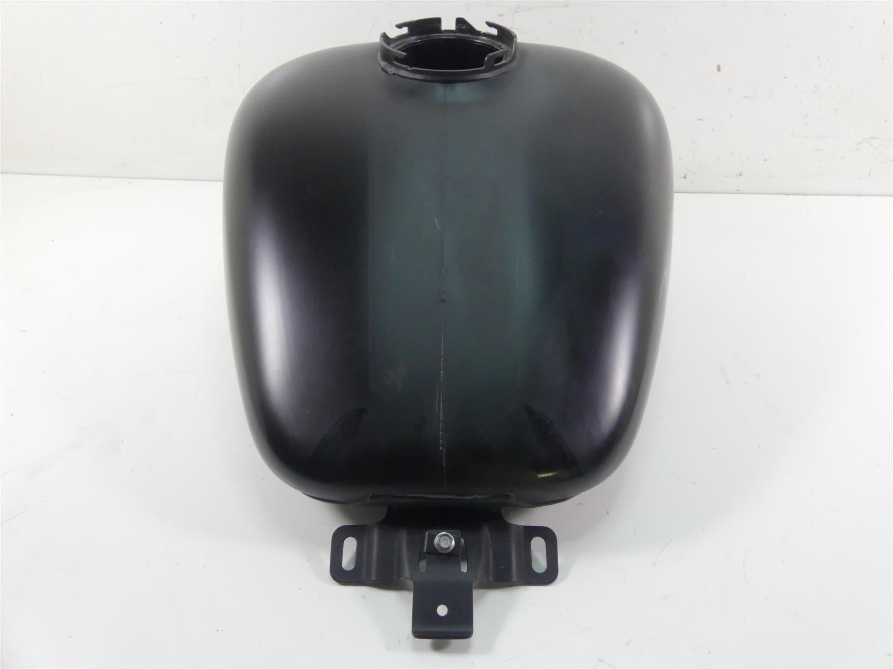 2013 Harley Touring FLTRX Road Glide Fuel Gas Petrol Tank - Read 61356-08 {{ shop.shopifyCountryName }} - Mototech271