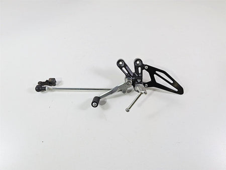 2025 Yamaha YZF R7 Nice Left Front Foot Peg & Shifter BEB-27442-00 BEB-18110-00 {{ shop.shopifyCountryName }} - Mototech271