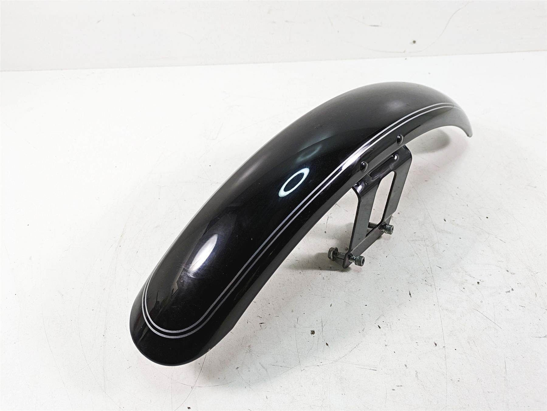 2007 Harley Sportster XL1200 C Front Fender Vivid Black Silver Stripe 58998-83 {{ shop.shopifyCountryName }} - Mototech271