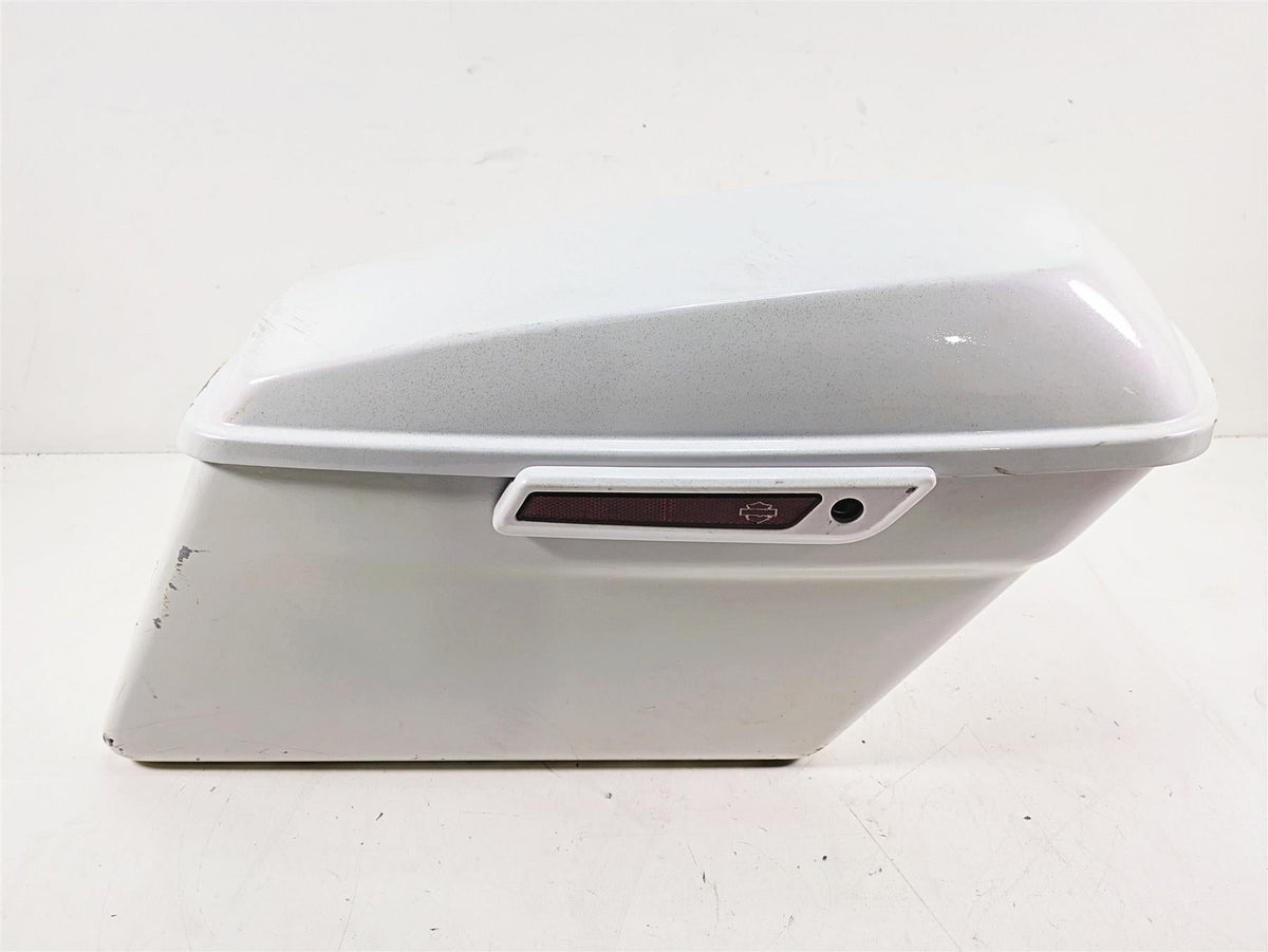 2019 Harley Touring FLHX Street Glide Right Saddlebag Saddle Bag 90200412 {{ shop.shopifyCountryName }} - Mototech271
