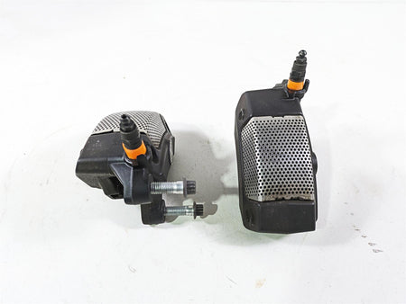 2020 Harley Touring FLHT Electra Glide Front Brake Caliper Set 43027-08 44023-08 {{ shop.shopifyCountryName }} - Mototech271