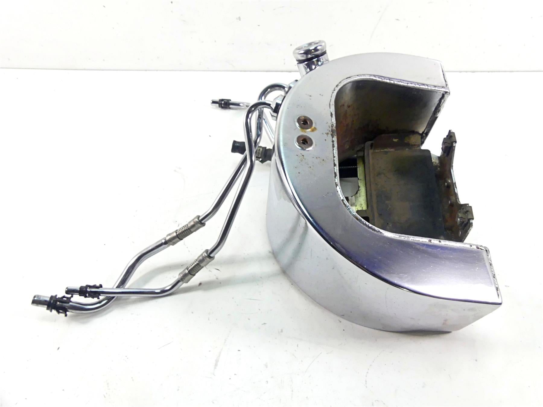 2002 Harley FLSTCI Softail Heritage Oil Tank Reservoir & All Lines 62498-01A {{ shop.shopifyCountryName }} - Mototech271