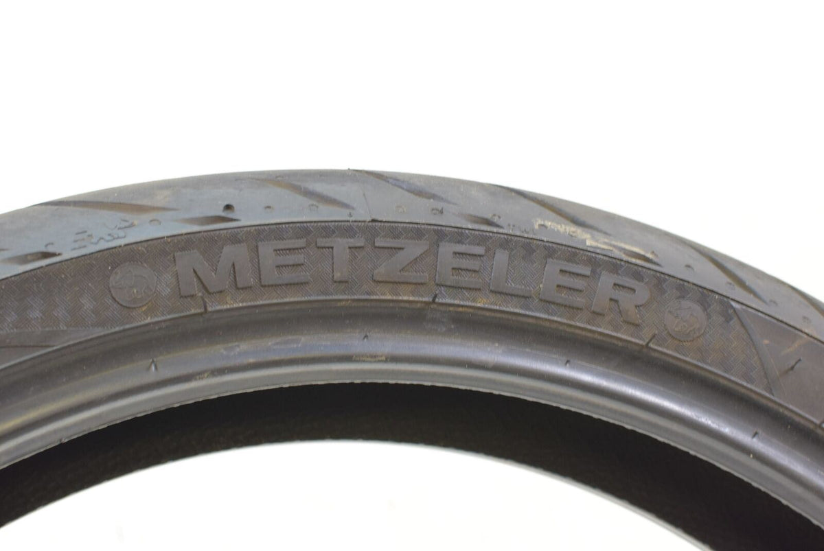 Used Front Tire Metzeler Sportec M5 Interact 110/70-17 DOT1817 2409800 {{ shop.shopifyCountryName }} - Mototech271