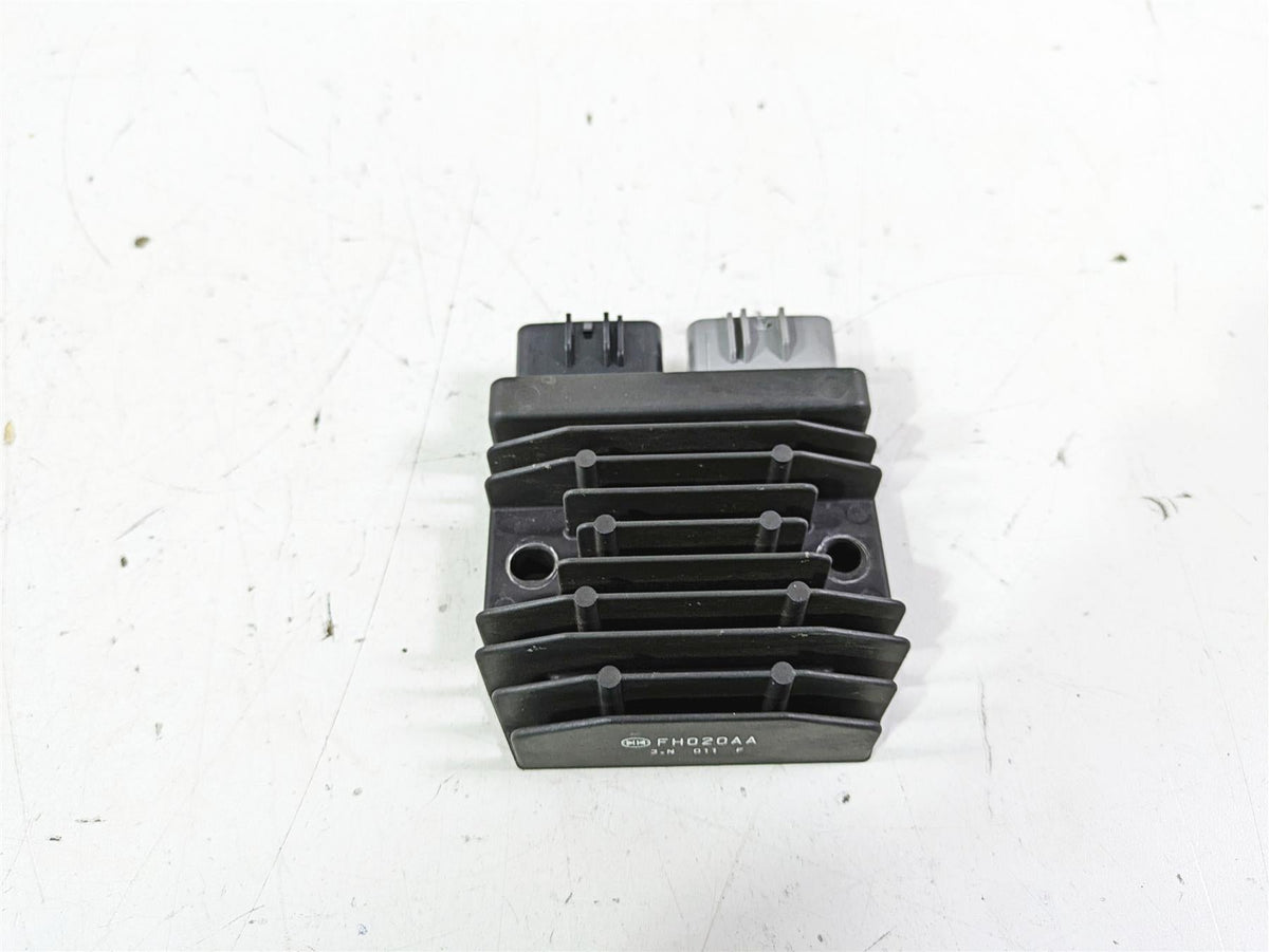 2014 BMW R1200 RT RTW K52 Rectifier Voltage Regulator -Read FH020AA 12318523367 {{ shop.shopifyCountryName }} - Mototech271