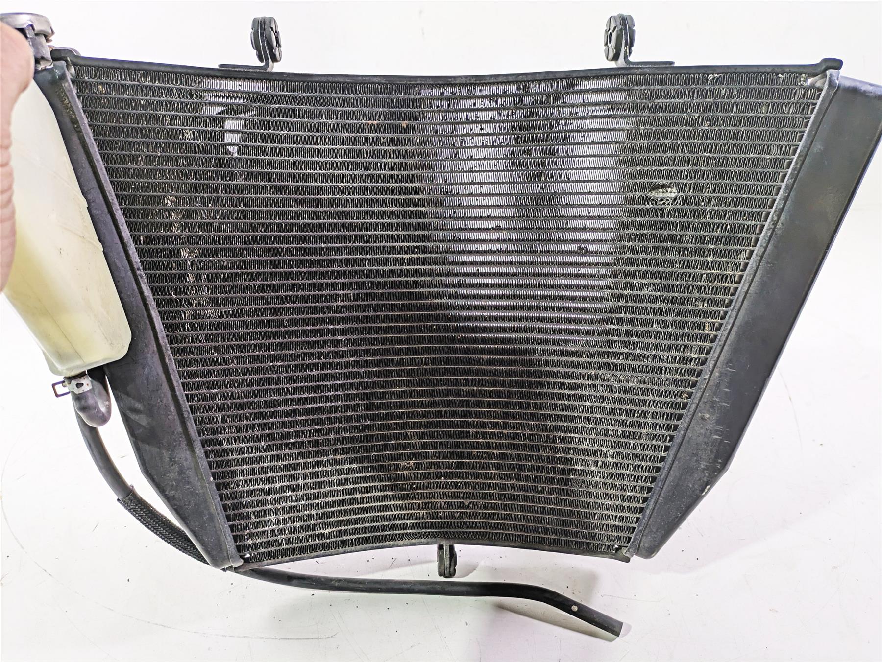2008 Suzuki GSXR600 Radiator Fan Reservoir Set - No Leaks 17710-01H10 {{ shop.shopifyCountryName }} - Mototech271
