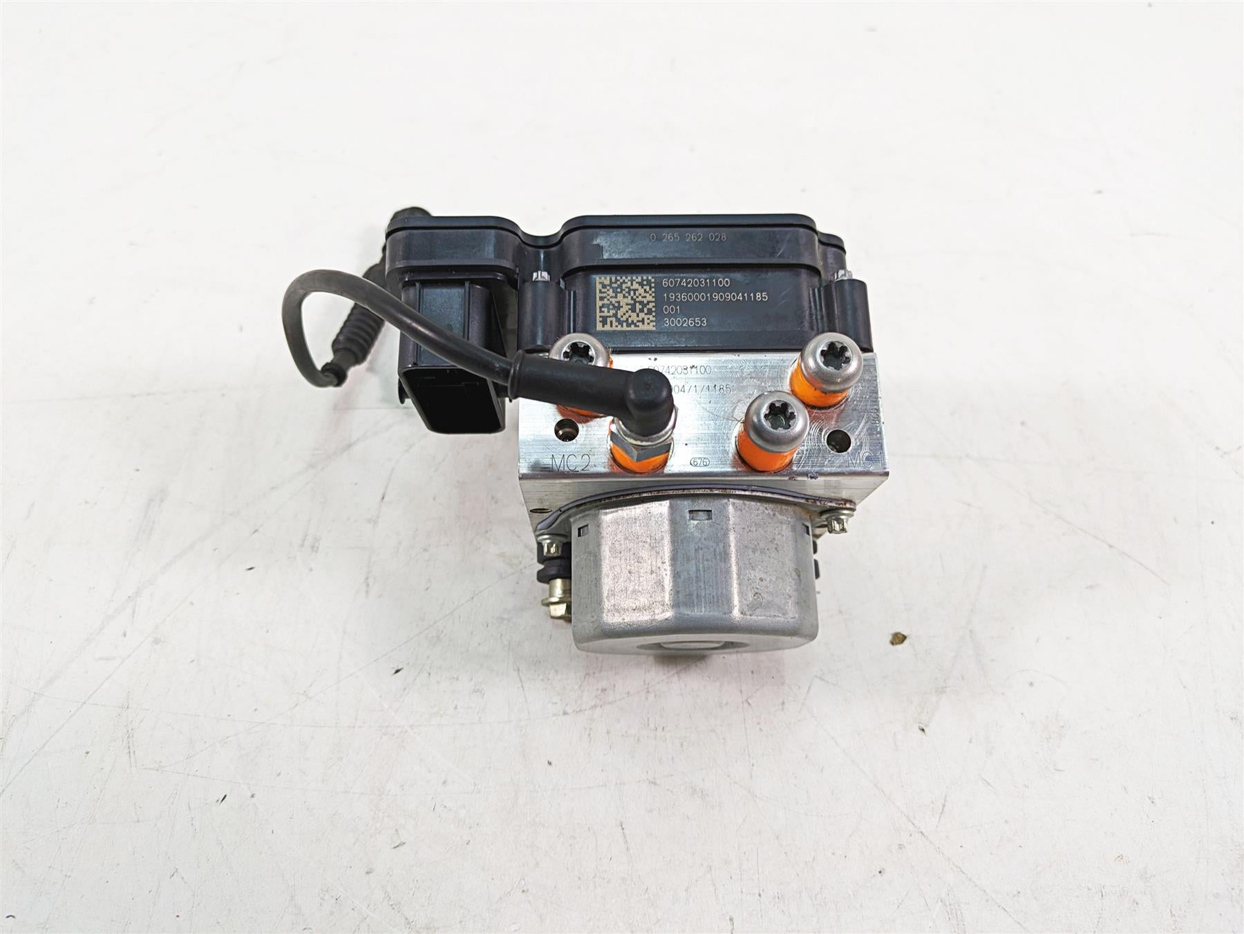 2020 KTM 1290 Super Adventure R Abs Brake Pump Module Unit 60742031144 {{ shop.shopifyCountryName }} - Mototech271