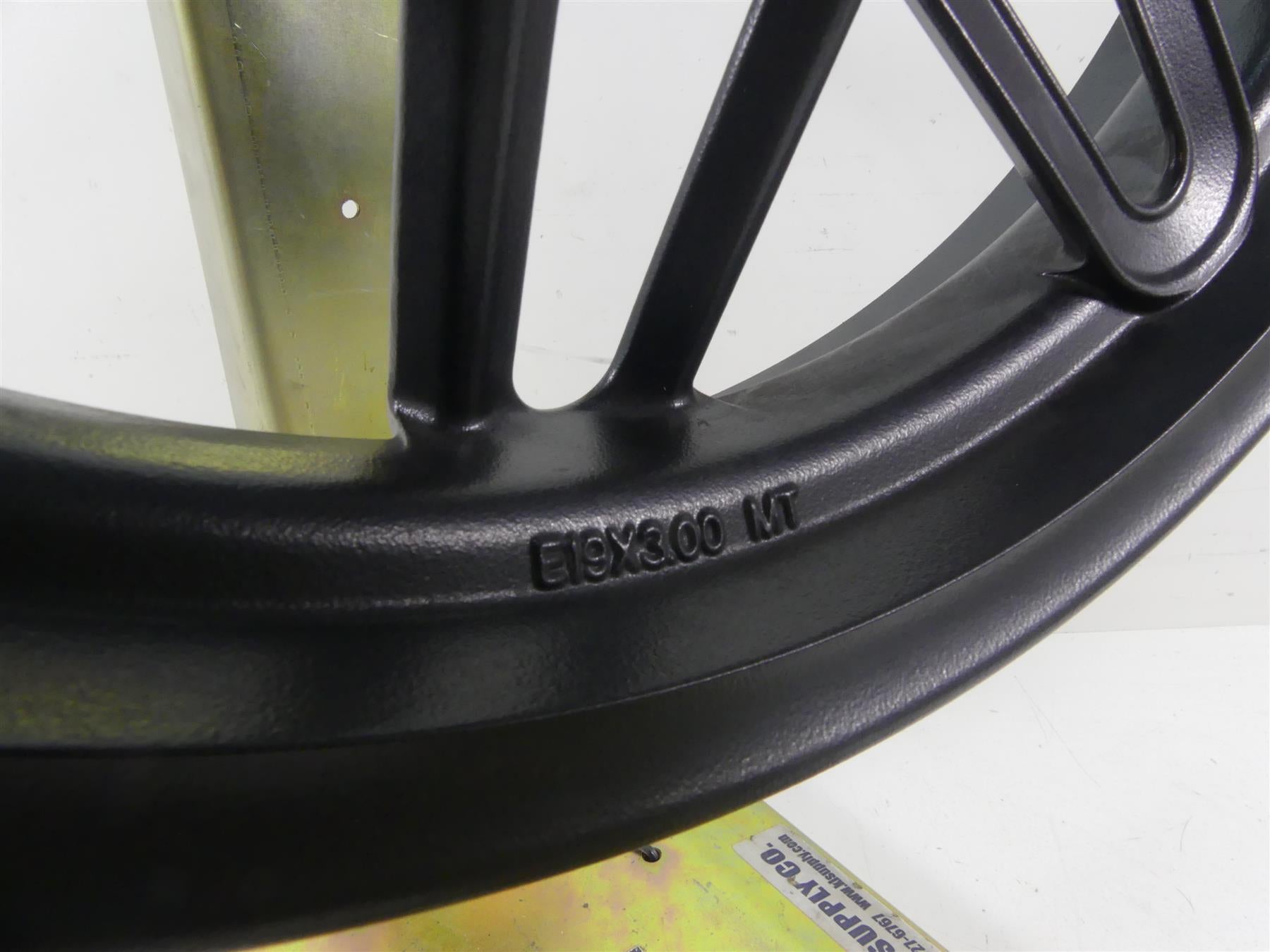 2020 Harley XL1200 CX Sportster Roadster Straight Front 19x3 Wheel Rim 43300416 {{ shop.shopifyCountryName }} - Mototech271