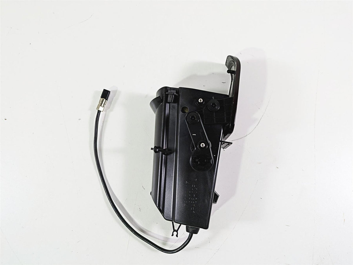 2017 Harley Touring FLHTKSE CVO E-Glide Media Storage Compartment Box 76000107A {{ shop.shopifyCountryName }} - Mototech271