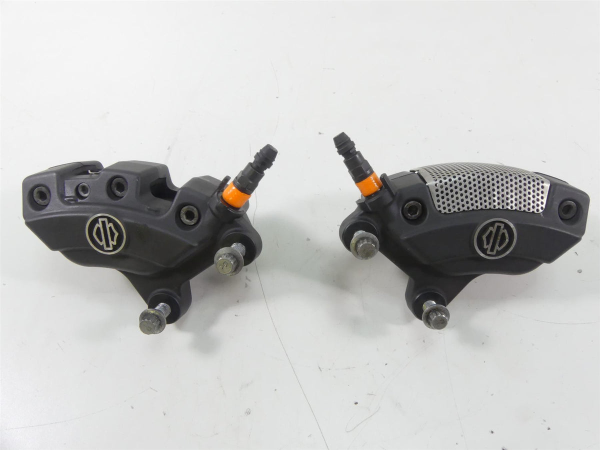 2013 Harley Davidson VRSCF Muscle Front Brake Caliper Set 44731-08 44732-08 {{ shop.shopifyCountryName }} - Mototech271