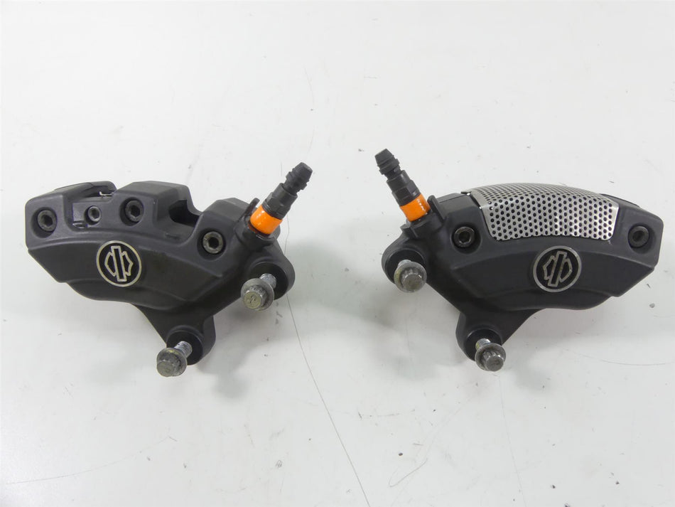 2013 Harley Davidson VRSCF Muscle Front Brake Caliper Set 44731-08 44732-08 {{ shop.shopifyCountryName }} - Mototech271