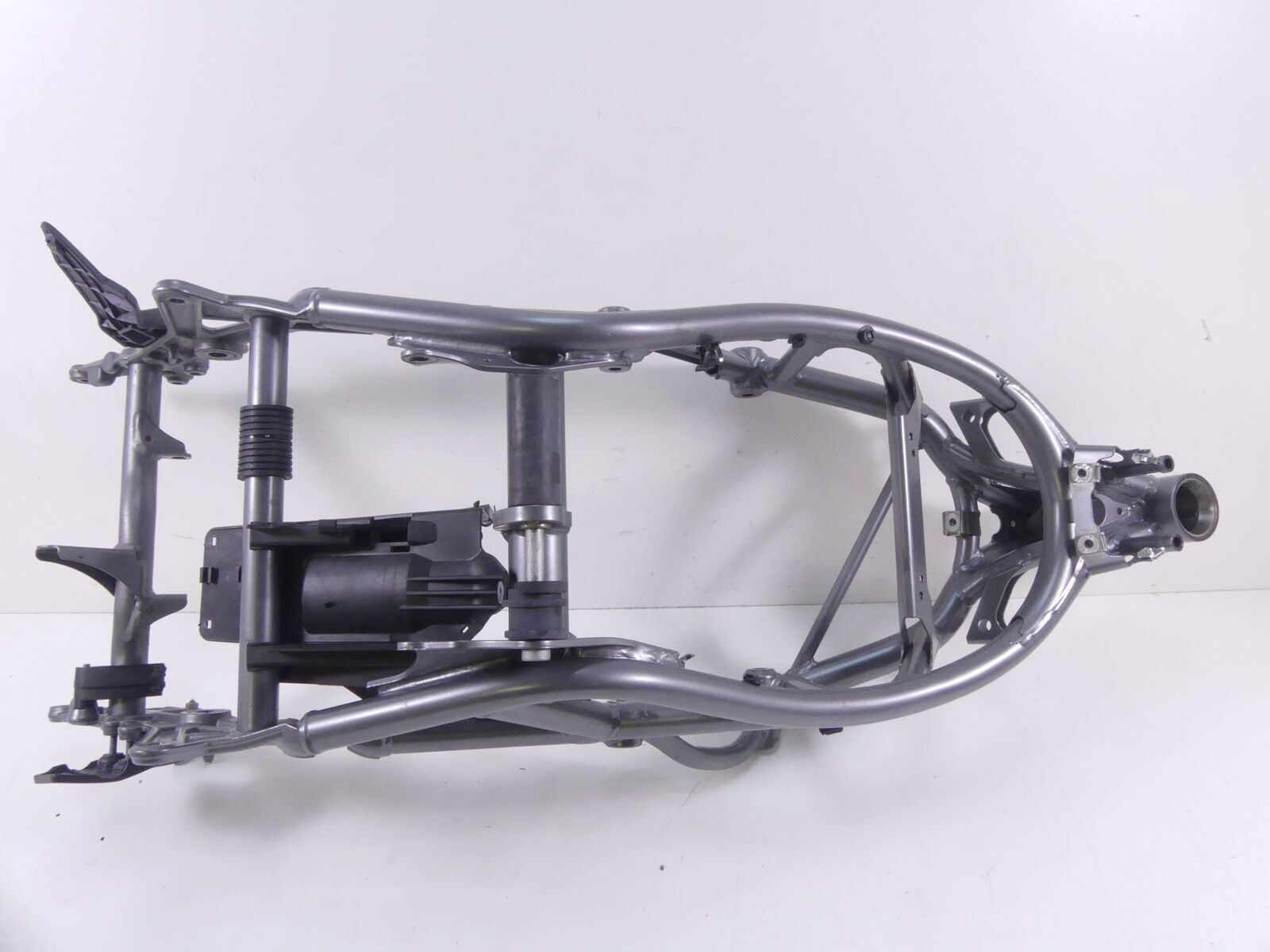 2017 BMW F800GS K72 Achat-Grey Straight Main Frame - Export Only 46511600237 {{ shop.shopifyCountryName }} - Mototech271