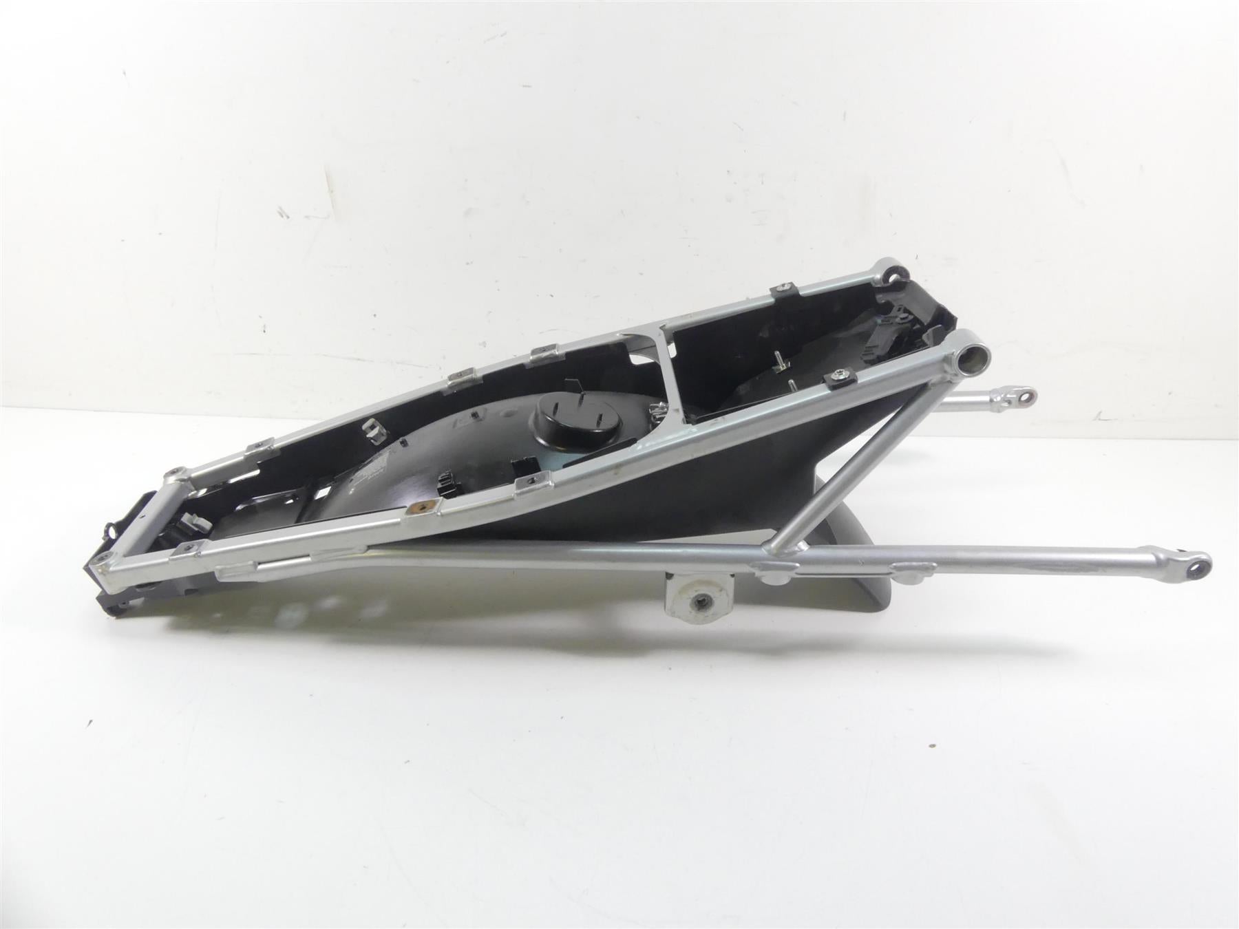 2013 BMW R1200GS GSW K50 Straight Subframe & Inner Fender 46518522997 {{ shop.shopifyCountryName }} - Mototech271