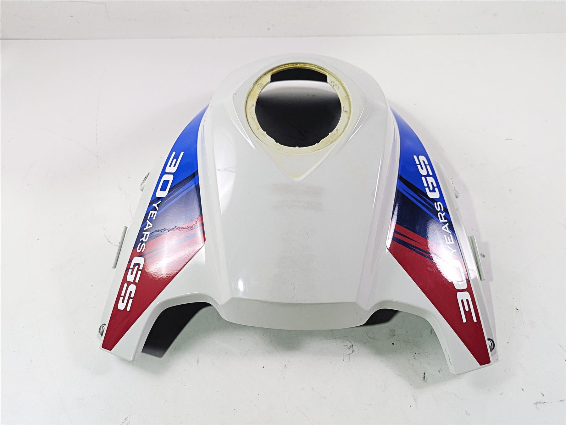 2010 BMW R1200GS K25 Tank Center Cover Fairing -30 Years 46637706284 {{ shop.shopifyCountryName }} - Mototech271