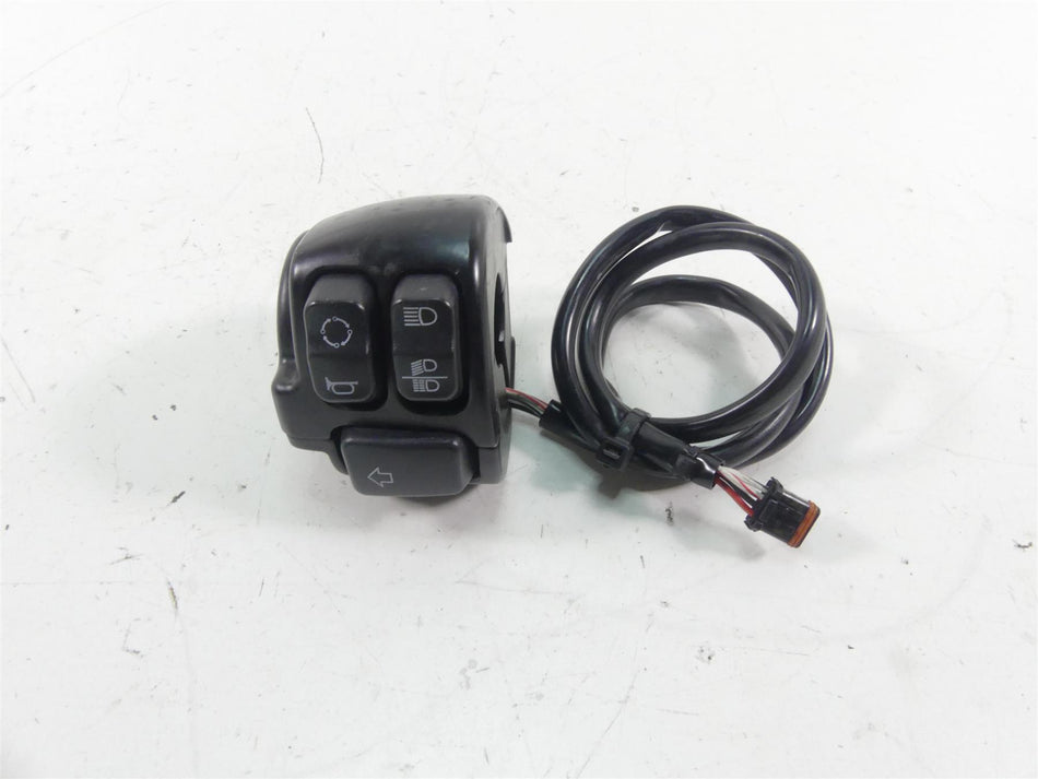 2021 Harley Softail FXBBS Street Bob Left Hand Light Control Switch 71500292 {{ shop.shopifyCountryName }} - Mototech271
