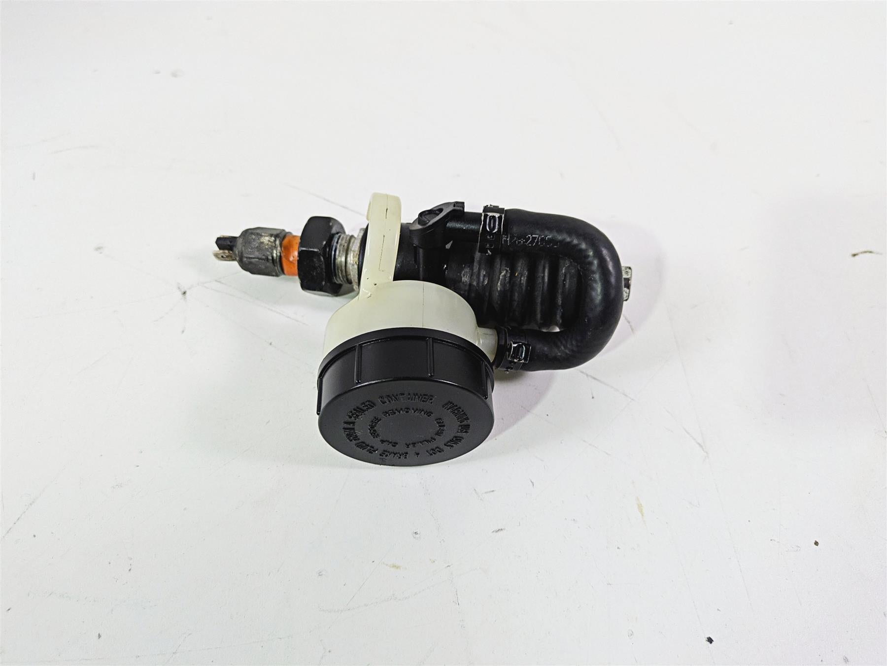 2015 Harley FXDF Dyna Fat Bob Rear Brake Master Cylinder 41700060 {{ shop.shopifyCountryName }} - Mototech271