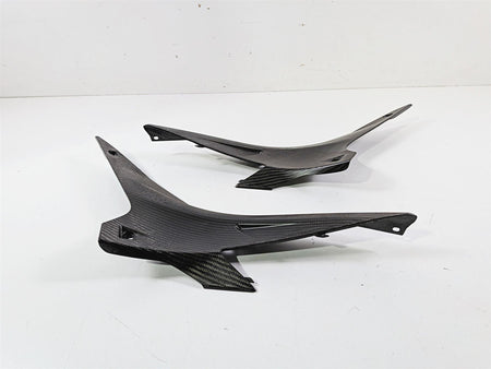 2018 Aprilia RSV4 RR Carbon Fiber Tank Triangle Fairing Covers Set 2B005961 {{ shop.shopifyCountryName }} - Mototech271