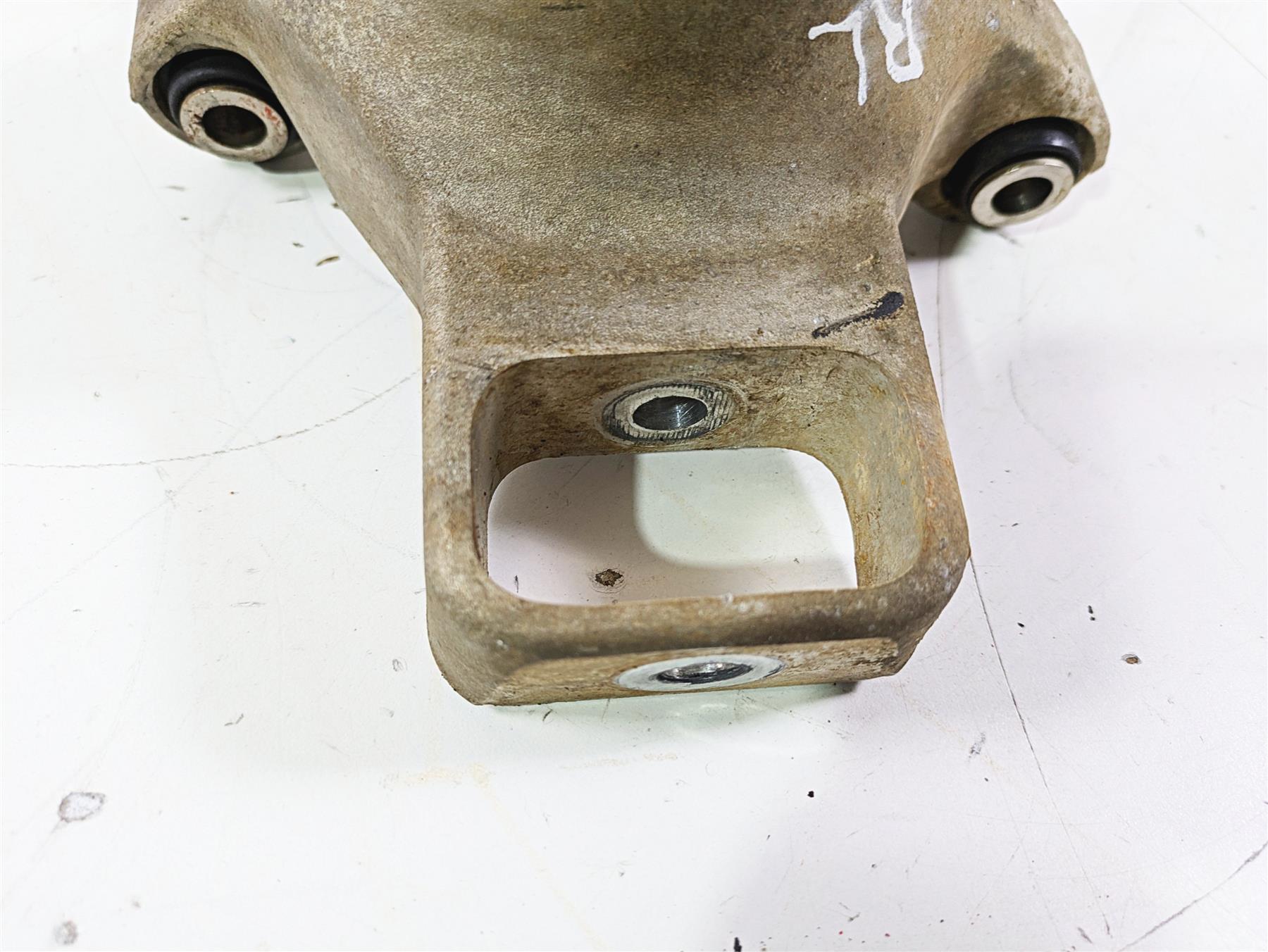 2023 Can Am Maverick X3 XMR Turbo RR Rear Left Hub Spindle Knuckle 706005308 {{ shop.shopifyCountryName }} - Mototech271