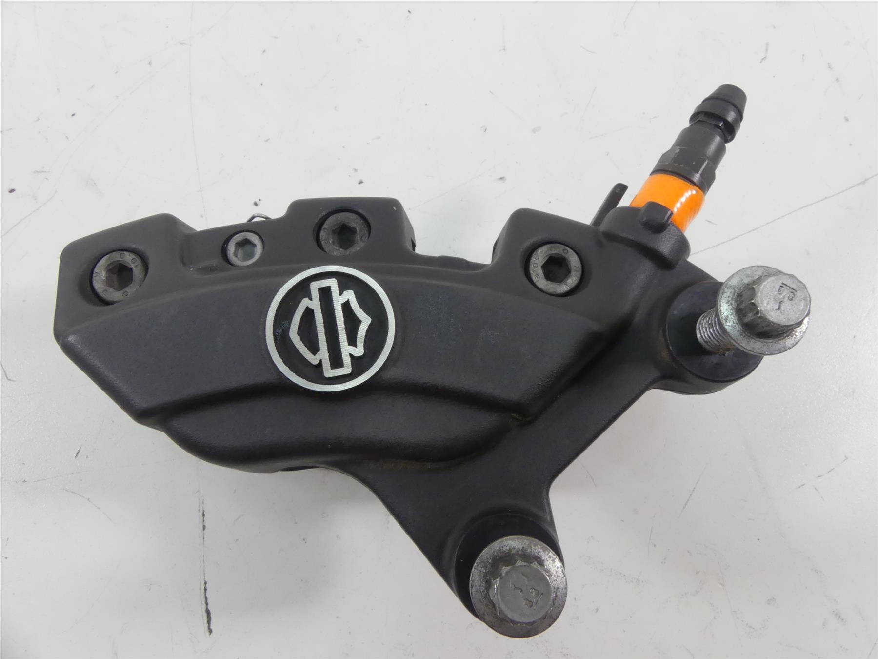 2013 Harley Davidson VRSCF Muscle Front Brake Caliper Set 44731-08 44732-08 {{ shop.shopifyCountryName }} - Mototech271