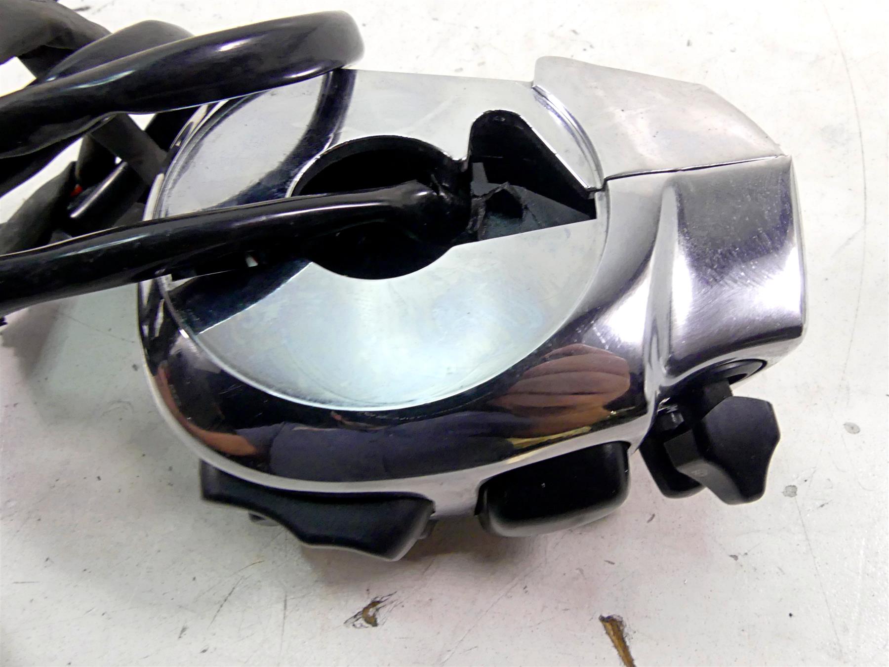 2015 Harley Touring FLHXS Street Glide Chrome Left Hand Control Switch 71500128B {{ shop.shopifyCountryName }} - Mototech271