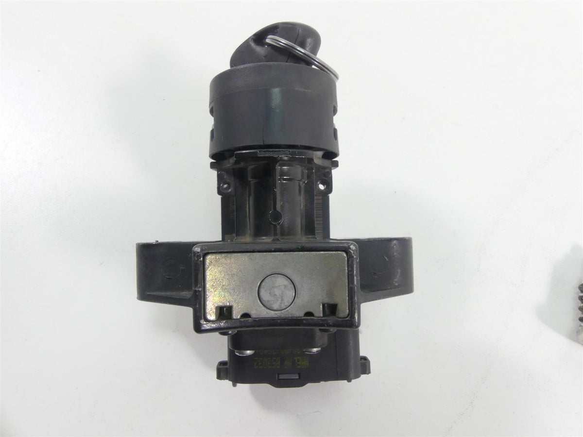 2013 BMW F800GS STD K72 Ignition Switch Gas Cap Key Lock Set -Read 51257700072 {{ shop.shopifyCountryName }} - Mototech271