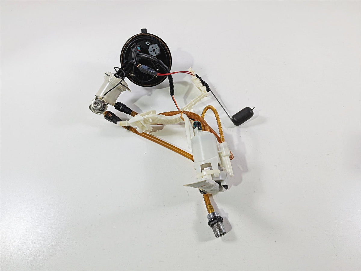2017 Harley Touring FLHXS Street Glide Fuel Gas Petrol Pump & Sender - Tested 75069-08 {{ shop.shopifyCountryName }} - Mototech271