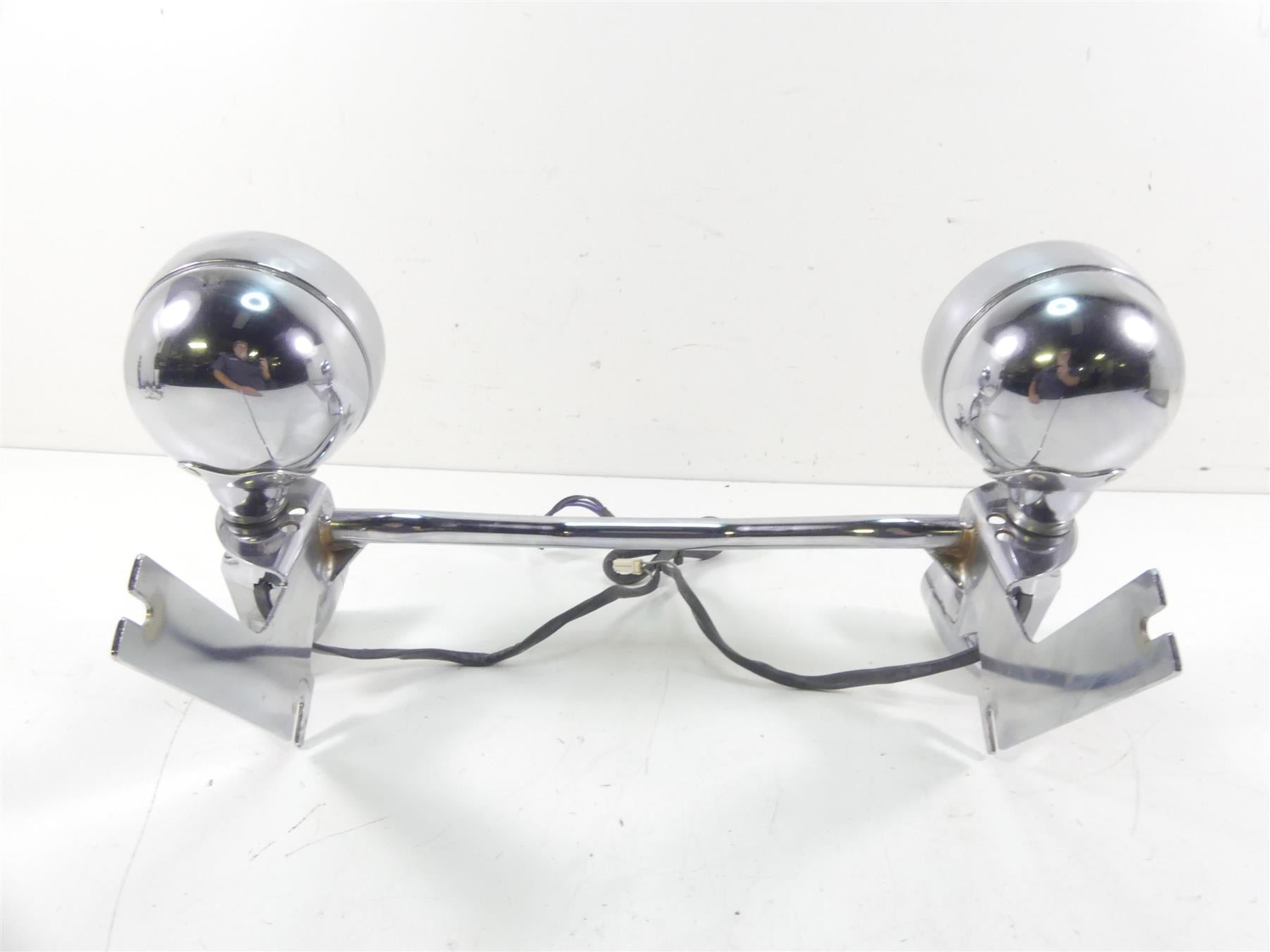 2002 Harley Touring FLHRCI Road King Front Chrome Spot Light Blinker 68712-94A {{ shop.shopifyCountryName }} - Mototech271