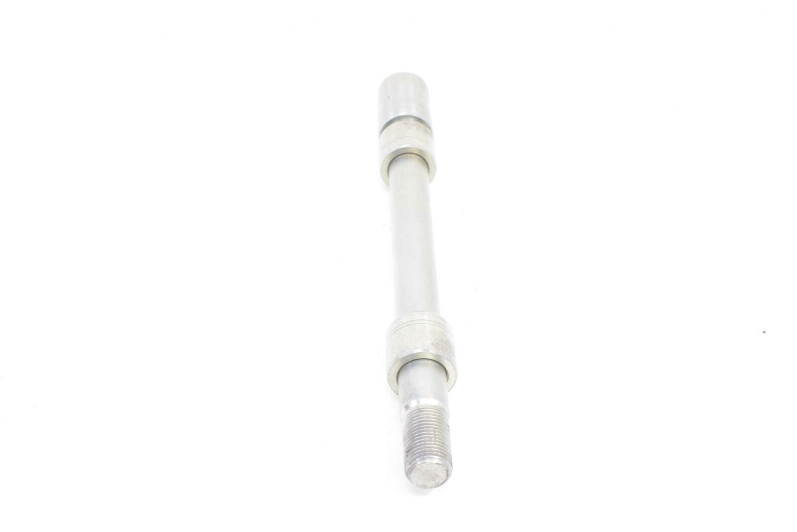 2017 Honda CBR500 R CBR500R Front 17mm Wheel Spindle Axle 44301-MGZ-J00 {{ shop.shopifyCountryName }} - Mototech271