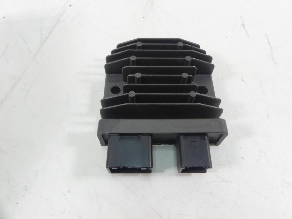 2018 Honda CBR1000 RR SC77 Rectifier Voltage Regulator 31600-MJJ-D31 FH021AA {{ shop.shopifyCountryName }} - Mototech271