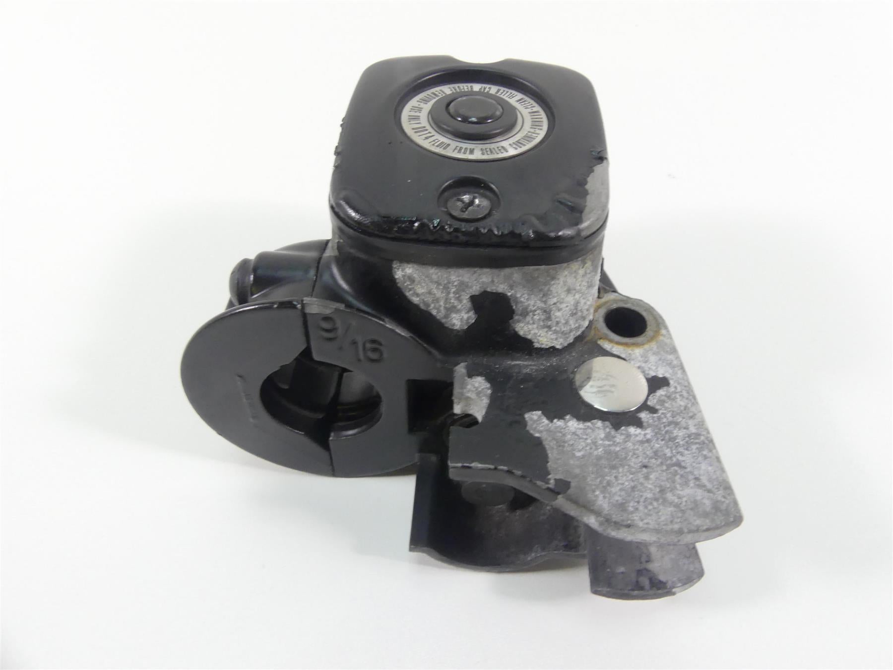 2008 Harley Softail FLSTSB Cross Bones Front Brake Master Cylinder 9/16 45019-08 {{ shop.shopifyCountryName }} - Mototech271